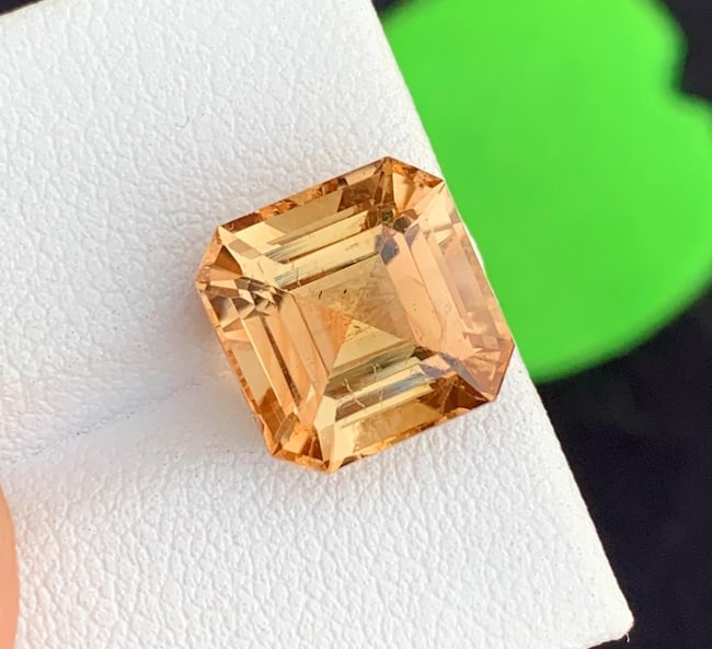 Natural Imperial Topaz Gemstone: Golden Asscher Cut, 7.20 Carats - 4