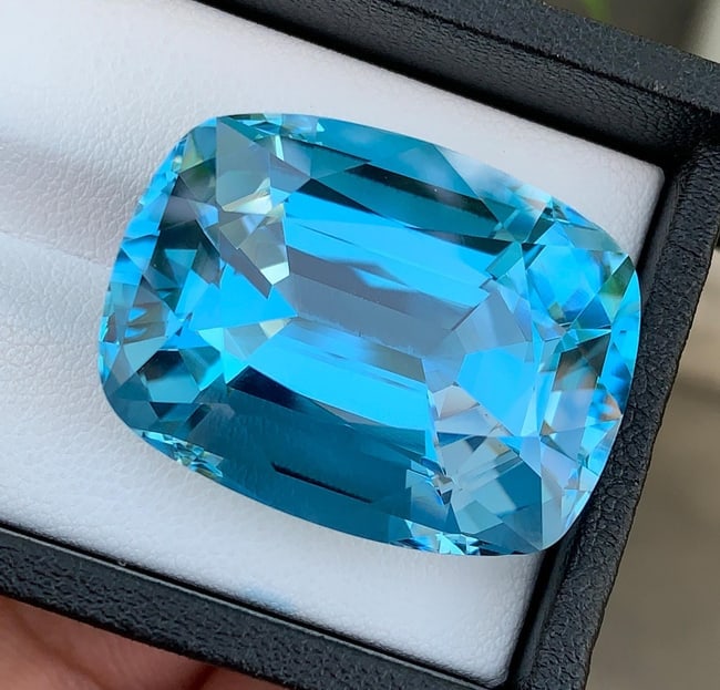 Certified Natural London Blue Topaz Gemstone: 88.49 Ct Cushion Cut Brazil Collector Stone - 4