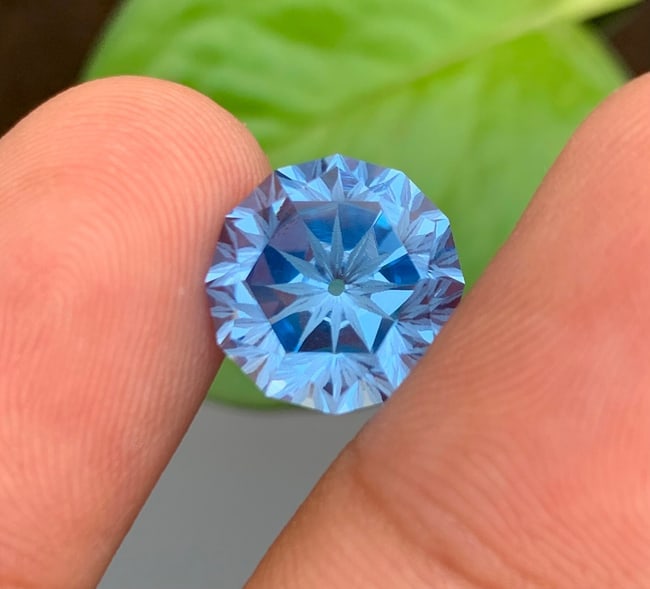 Swiss Blue Topaz Gemstone: 10.80 Carat Flower Cut Loose Stone - 5