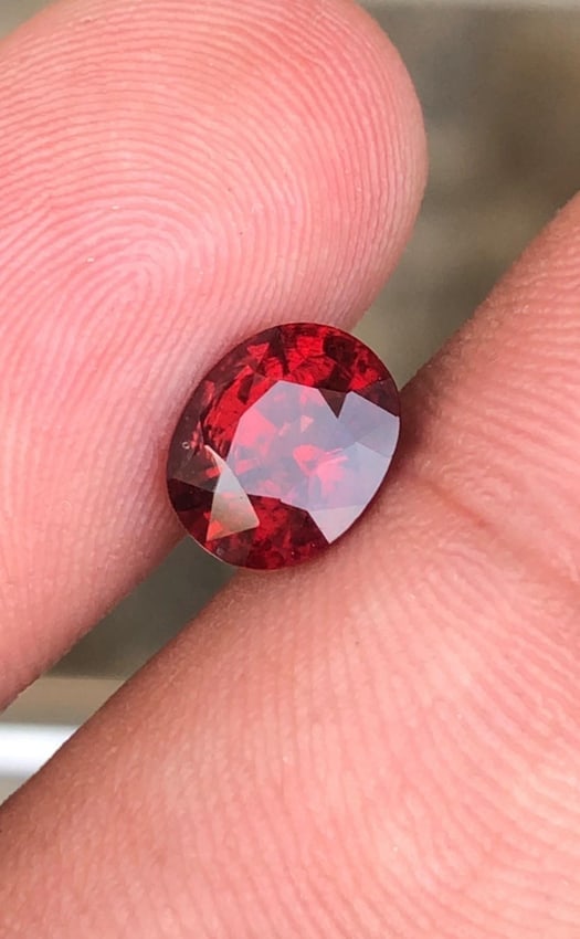 Burma Intense Blood Red Spinel Oval Cut Gemstone For Wedding Jewelry- 1.93 carat - 5