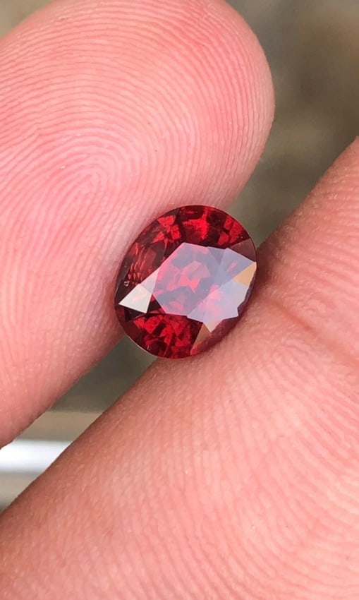 Burma Intense Blood Red Spinel Oval Cut Gemstone For Wedding Jewelry- 1.93 carat - 9