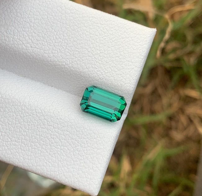 Bluish Green Tourmaline Gemstone, Flawless Cut (8 X 5.2 X 5 MM) - 3