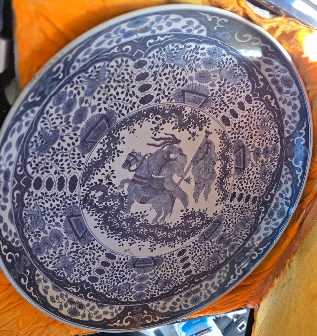 Large Blue and White Porcelain Charger with Equestrian Scene - 3