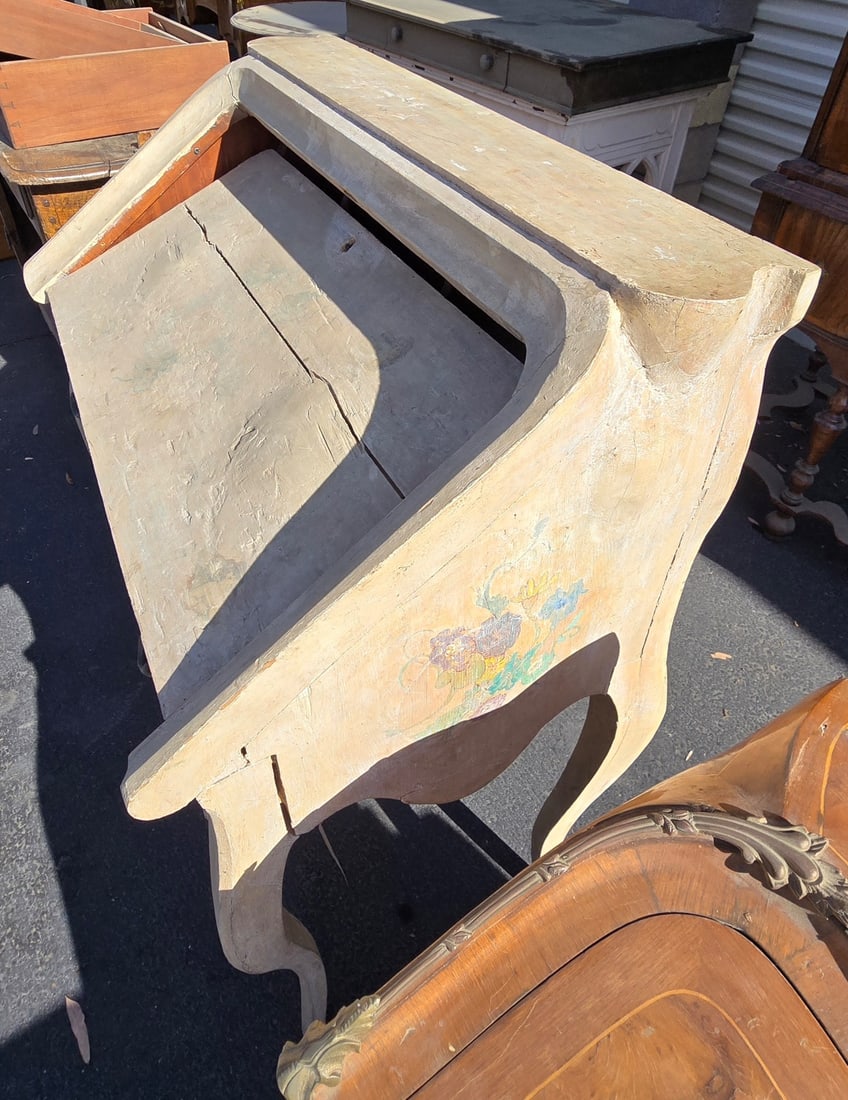 French Provincial Style Painted Wood Bureau Plat / Desk - 2
