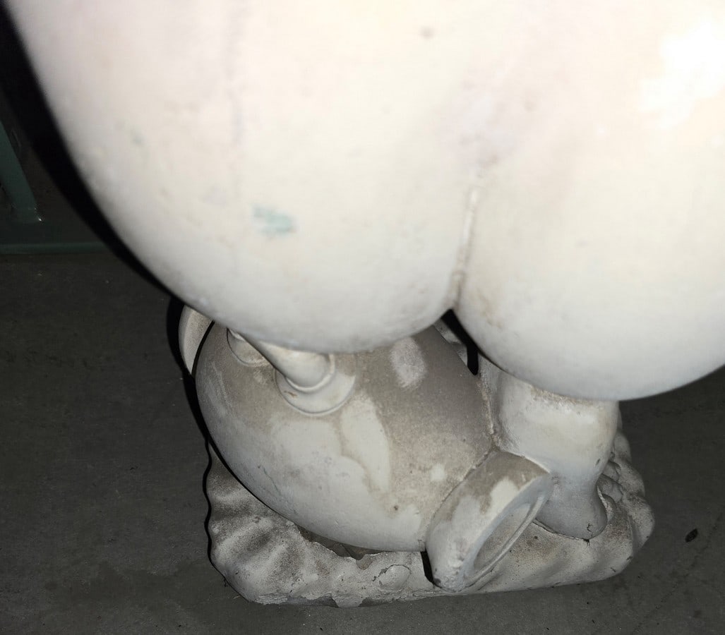 Charming Classical-Style Garden Statue of a Crouching Putto - 4
