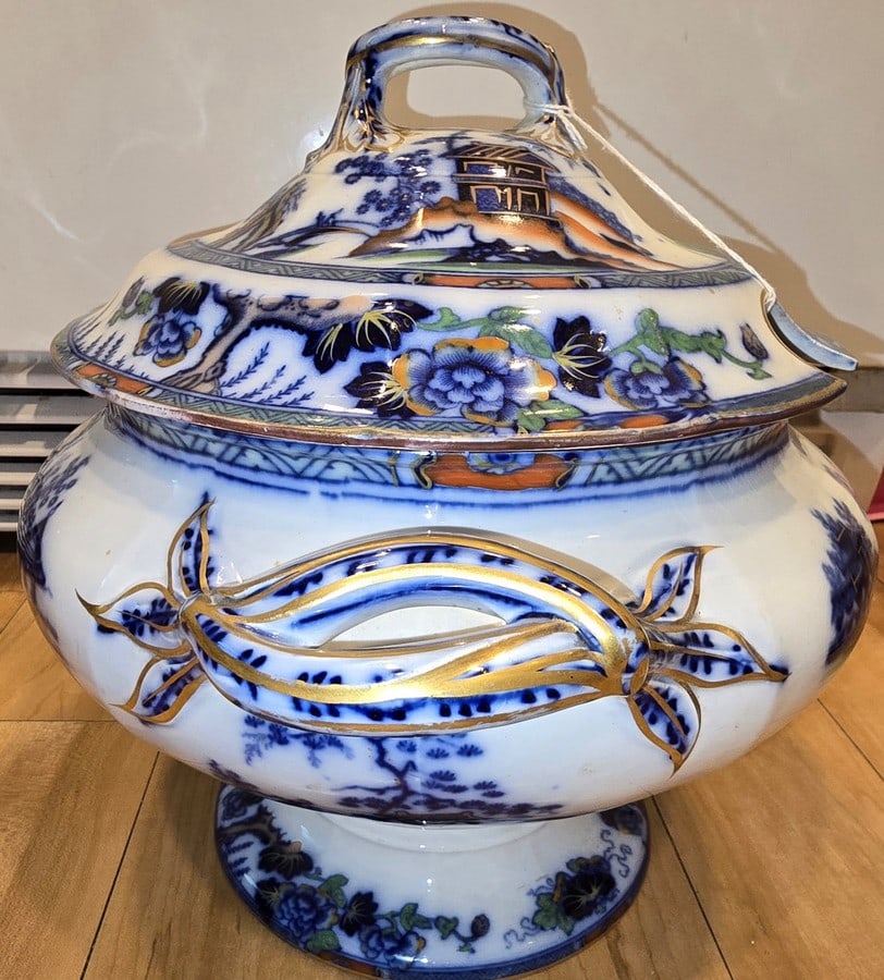 Antique Blue and White Transferware Soup Tureen with Underplate - 2