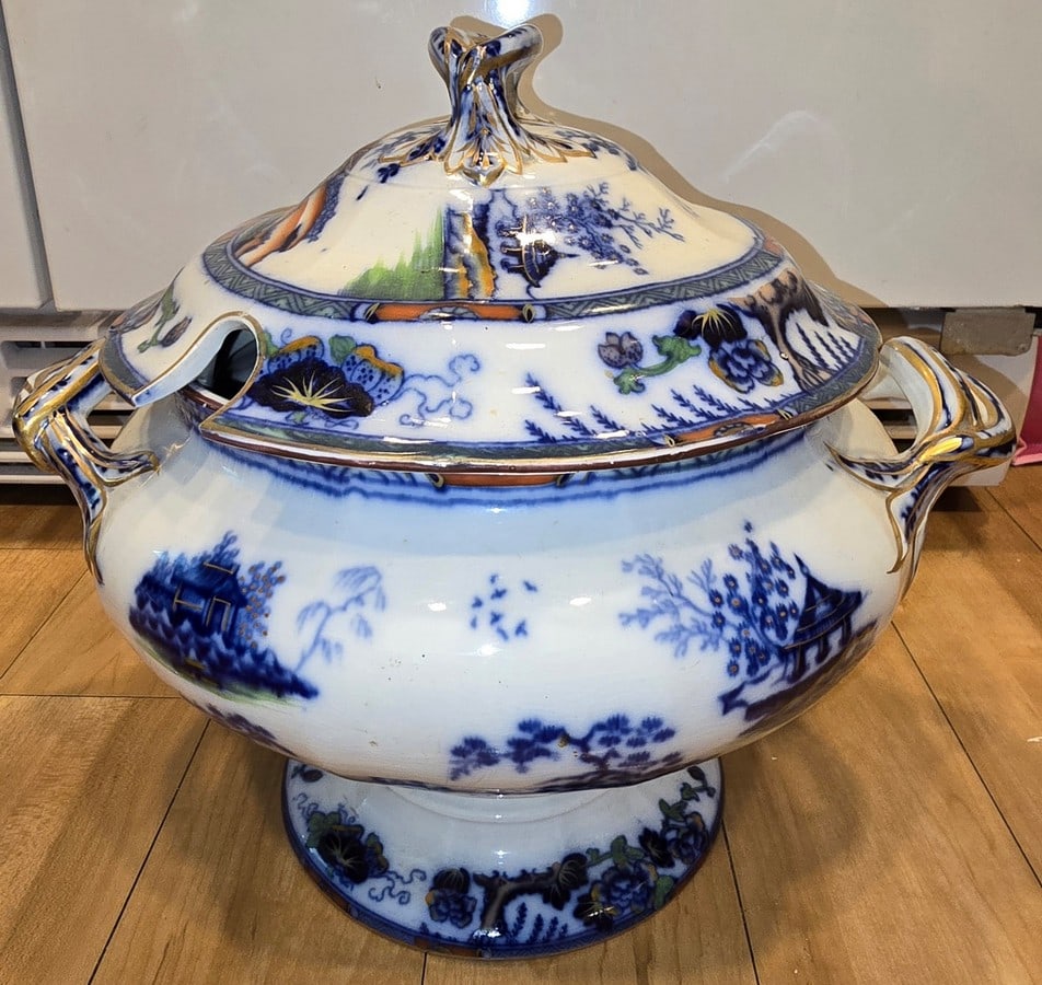 Antique Blue and White Transferware Soup Tureen with Underplate - 3