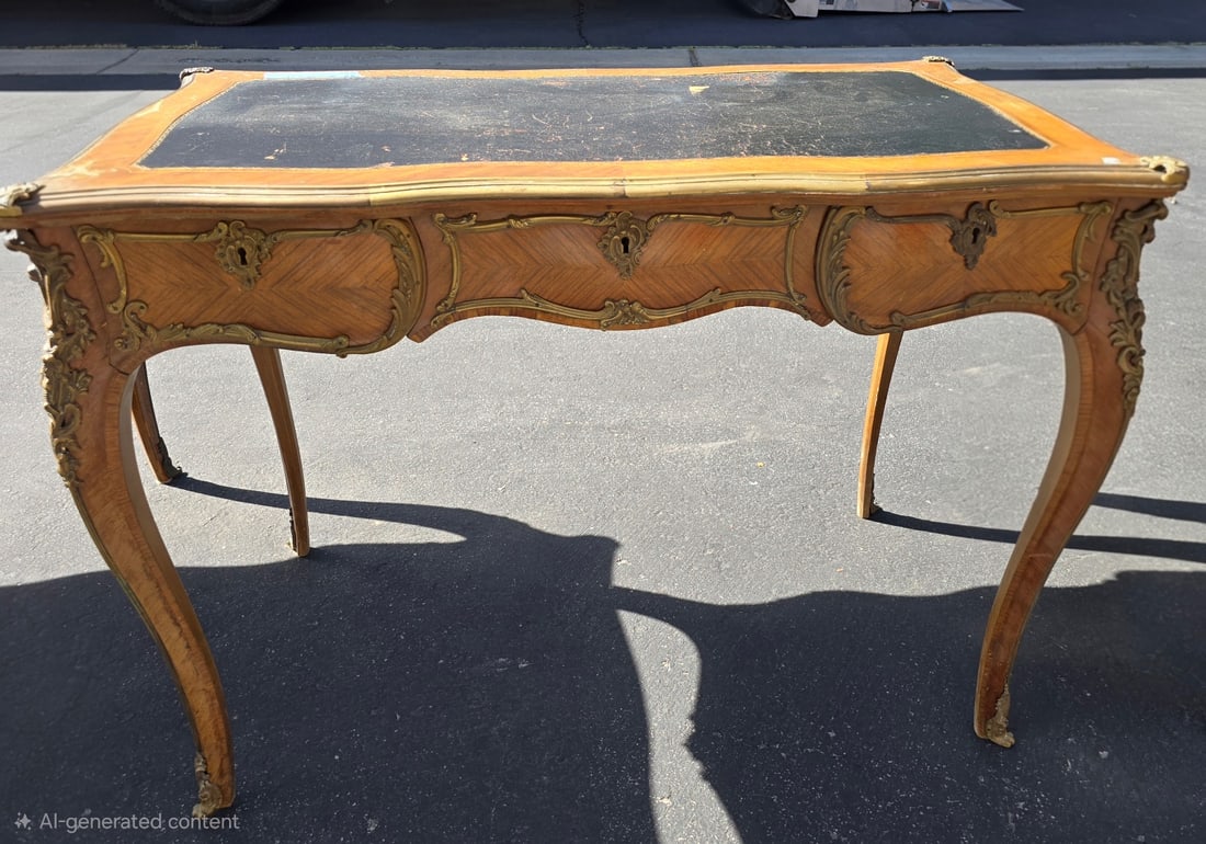 Louis XV Style Gilt Bronze Mounted Kingwood and Leather Top Bureau Plat - 2