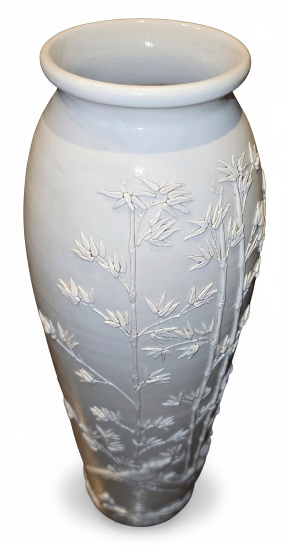 Chinese Export Porcelain White Glaze Vase with Embossed Bamboo and Birds - 5