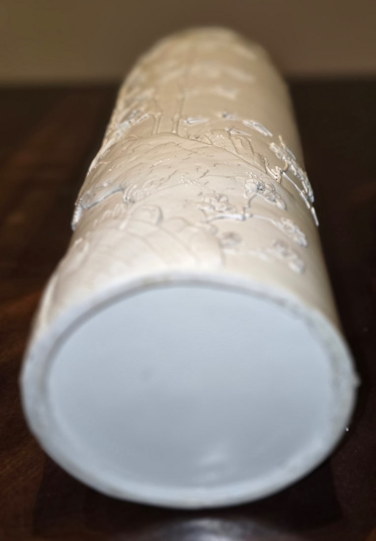 Chinese Export Porcelain White Glaze Vase with Embossed Bamboo and Birds - 6
