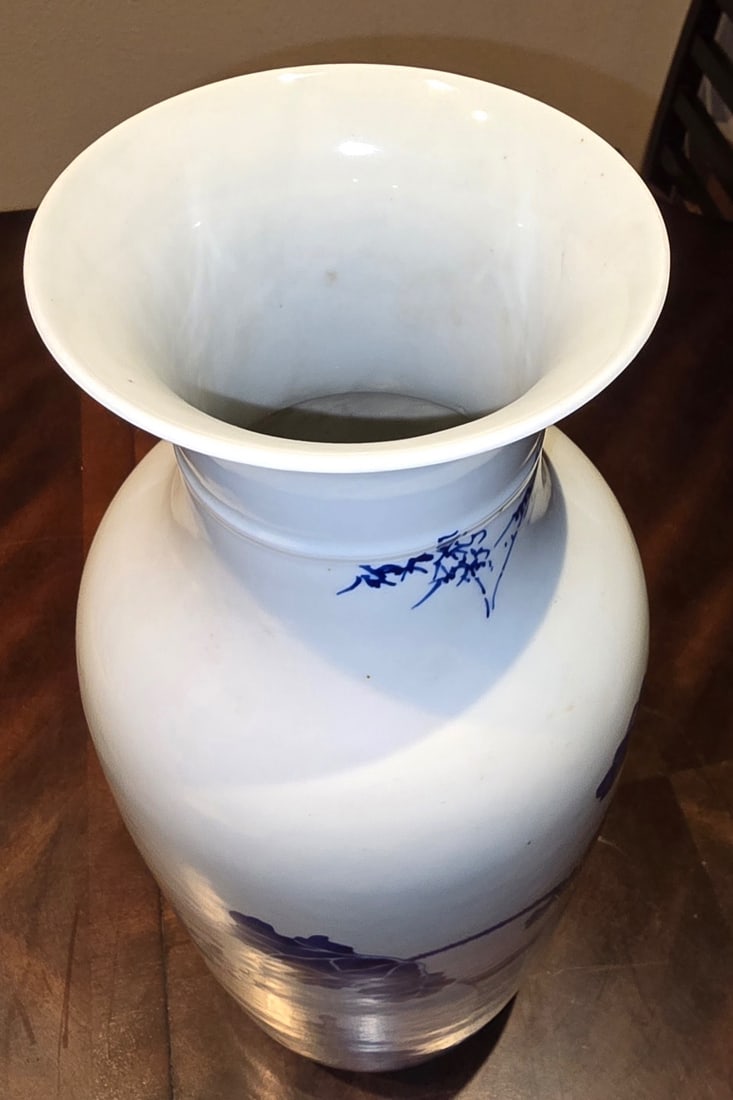 Large Chinese Blue and White Porcelain Vase with Lotus and Scholars' Objects - 5