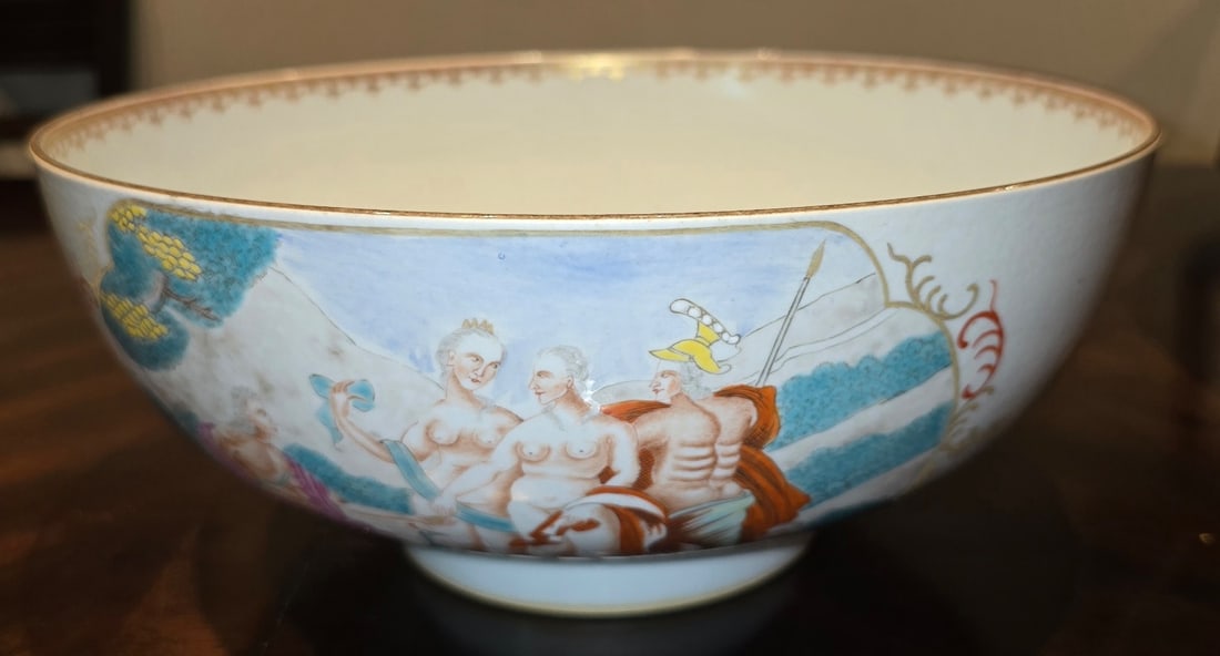 Pair of Chinese Export Porcelain Punch Bowls with Neoclassical Scenes: This is a pair of Chinese Export porcelain punch bowls, likely dating from the late 18th to early 19th century. They feature hand-painted neoclassical scenes with figures in classical attire and
