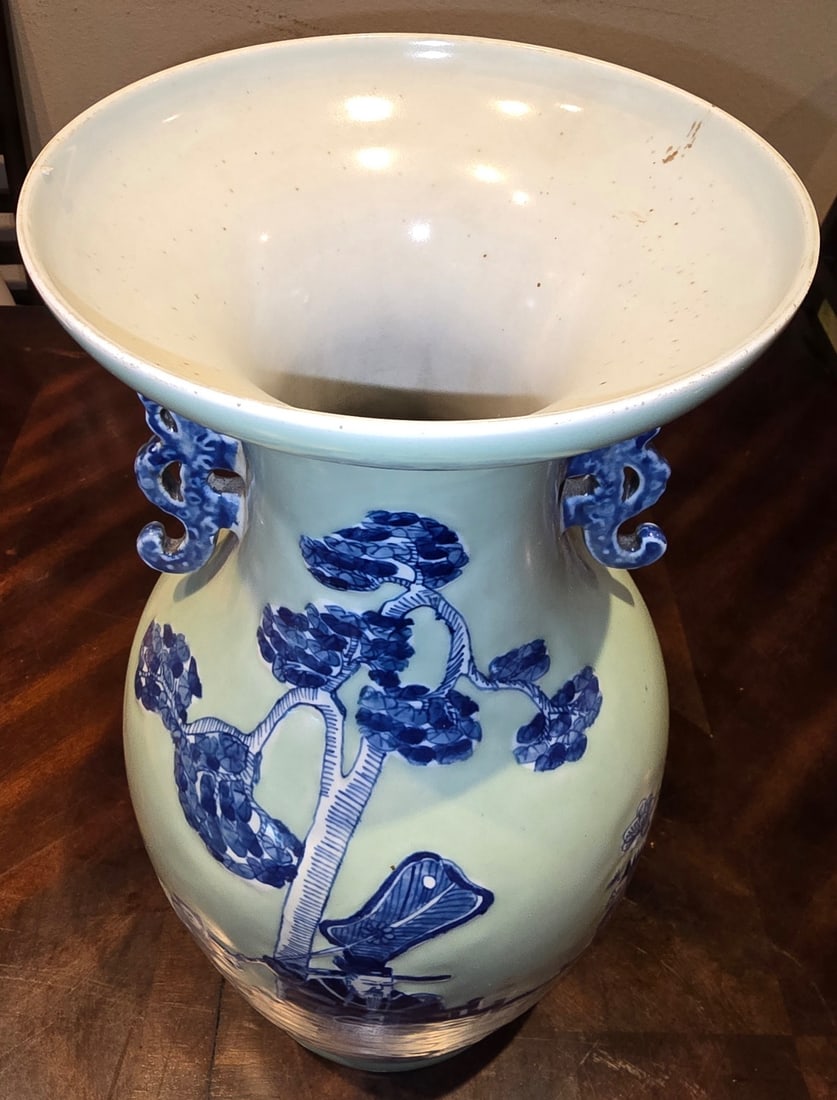 Large Chinese Blue and White Porcelain Vase with Figural Decoration - 5