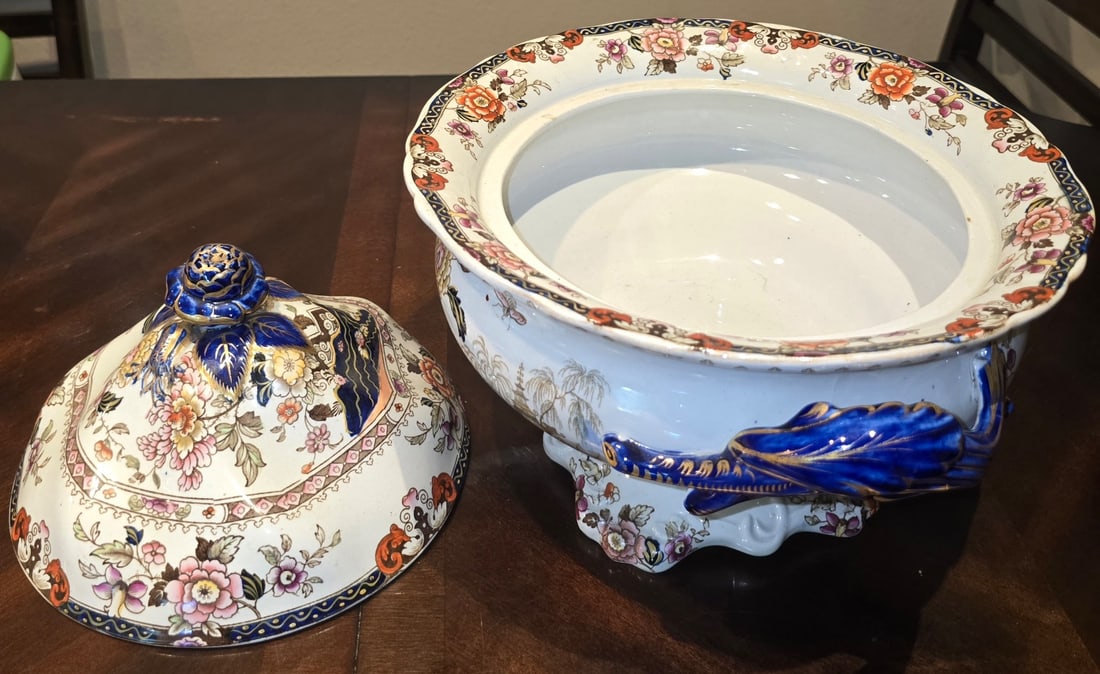 Aesthetic Movement Porcelain Soup Tureen with Lid - 7
