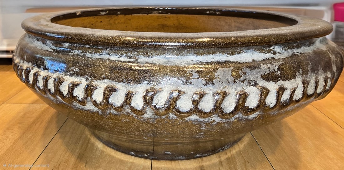 Large Glazed Ceramic Planter with Wavy Relief Band - 5