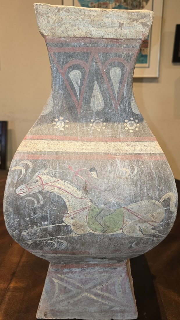 Chinese Han Dynasty Painted Grey Pottery Hu-Form Vase - 2
