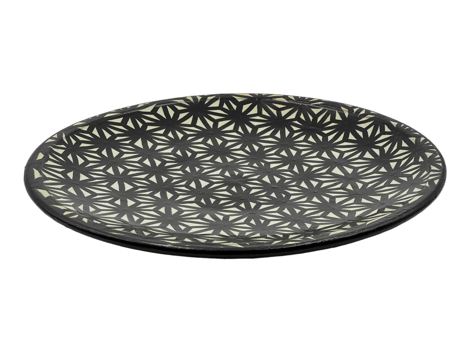 Handcrafted Clay Pottery Plate – Natural Pigments - 2