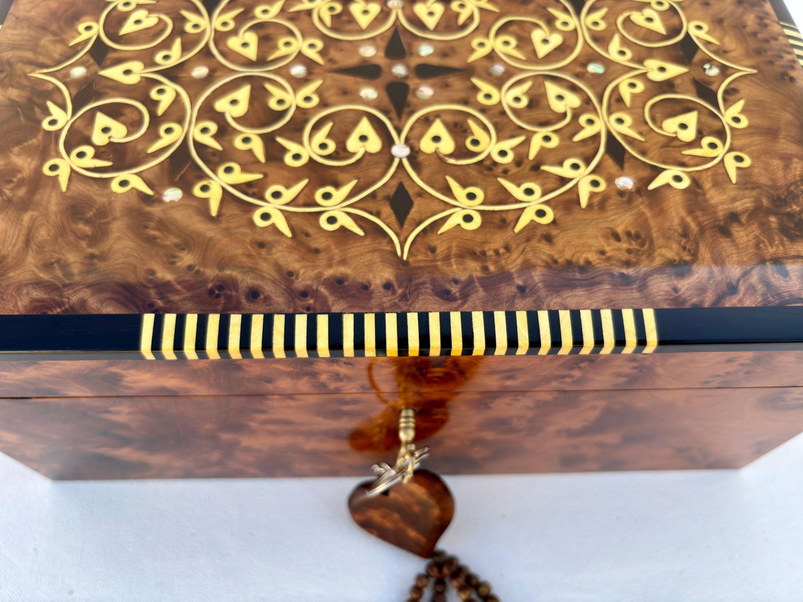 Lockable Inlaid Thuya Burl Wood Jewelry Box – 12 × 8" - 6