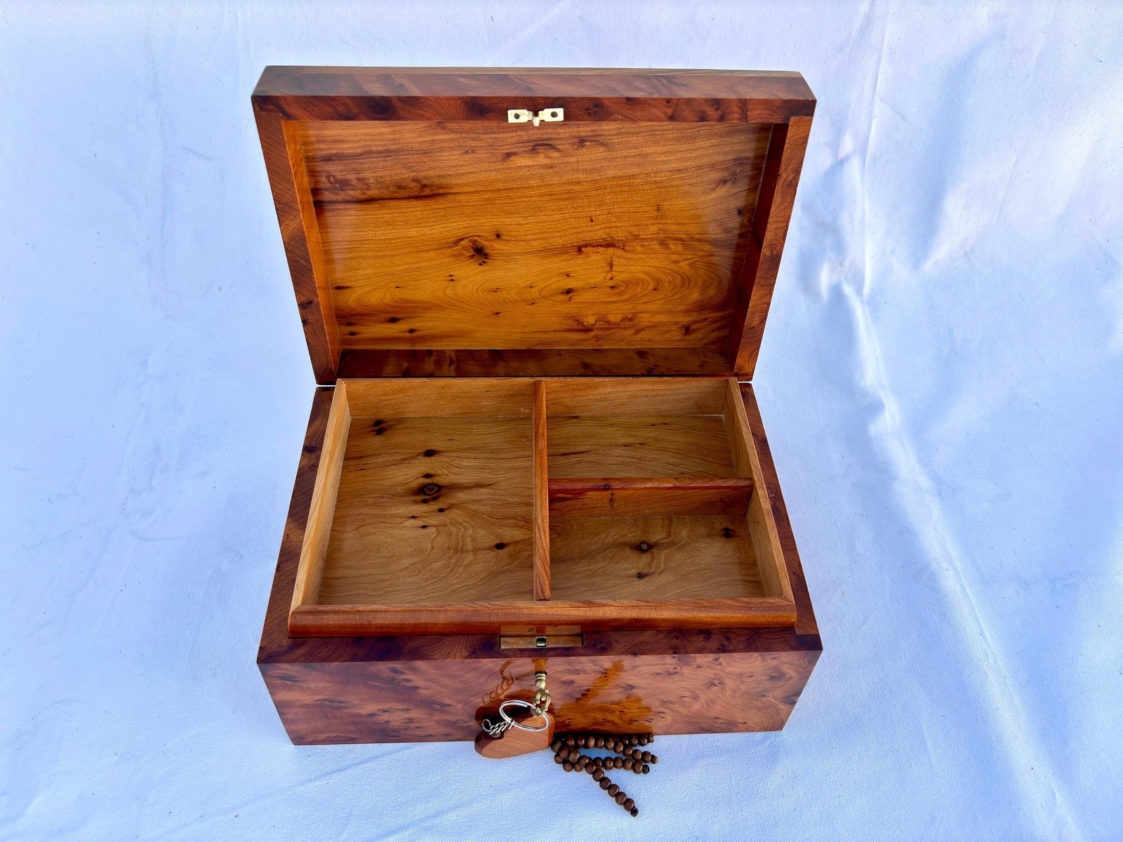 Lockable Thuya Burl Wood Jewelry Box – 10 × 7" - 7