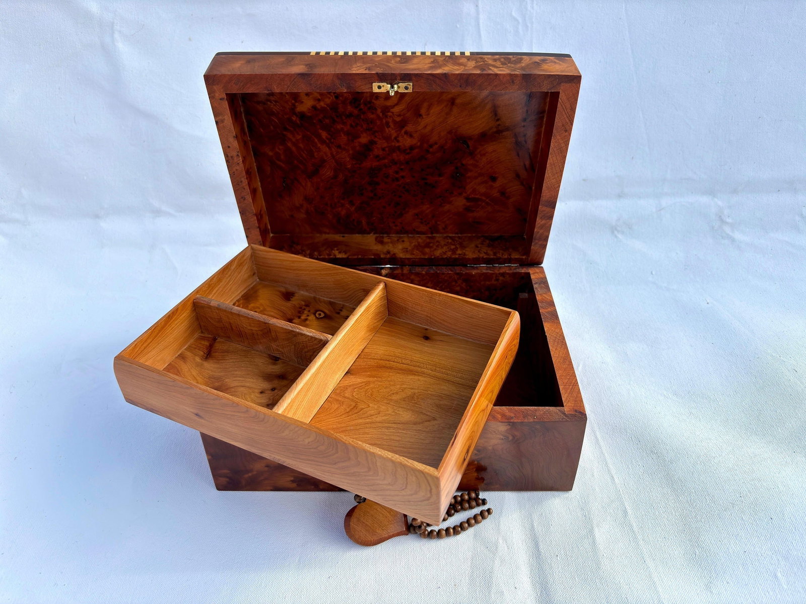 Lockable Thuya Burl Wood Jewelry Box – 9 × 7" - 7