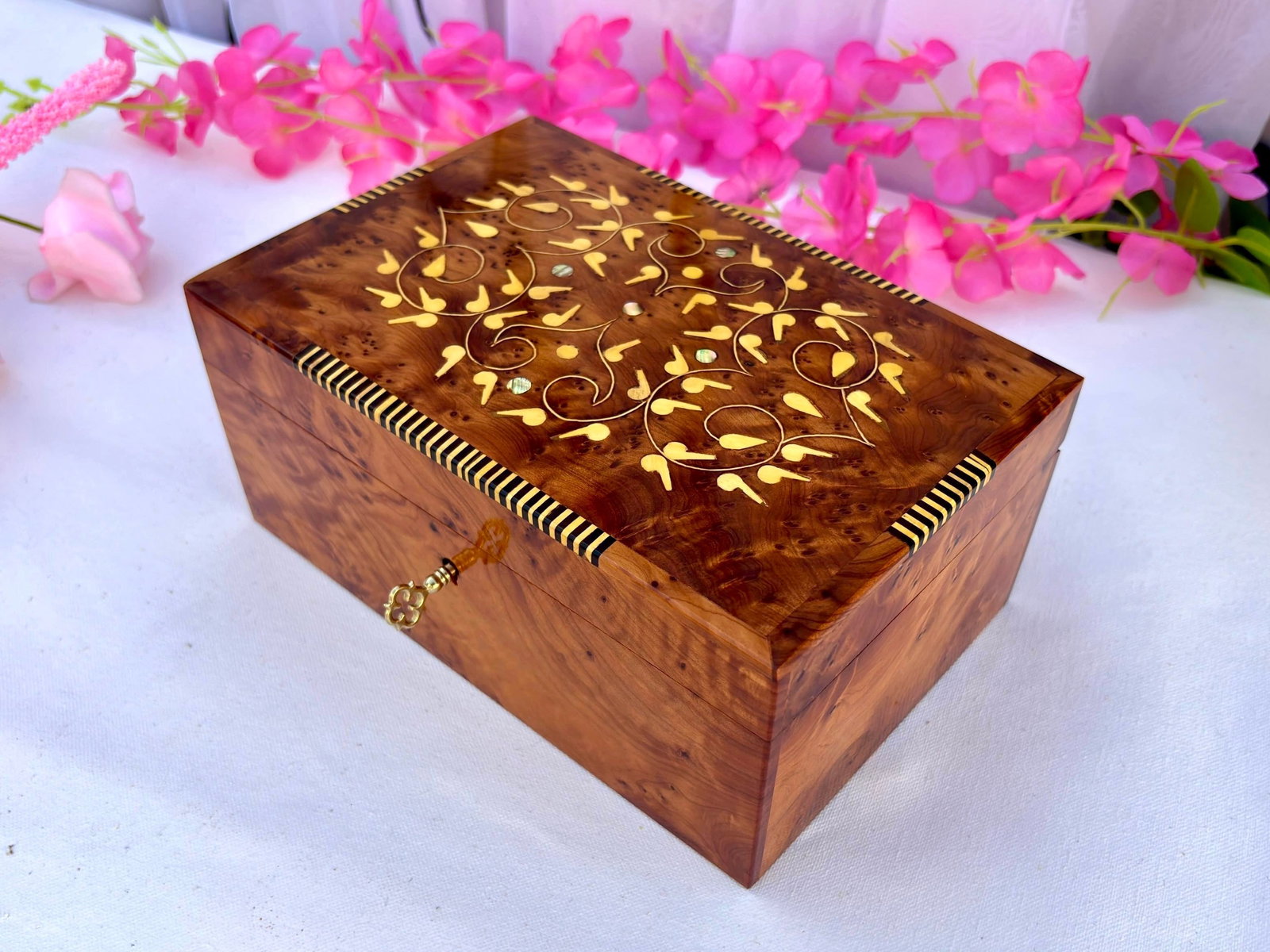 Thuya Burl Wood Jewelry Box – 8 × 5" - 3
