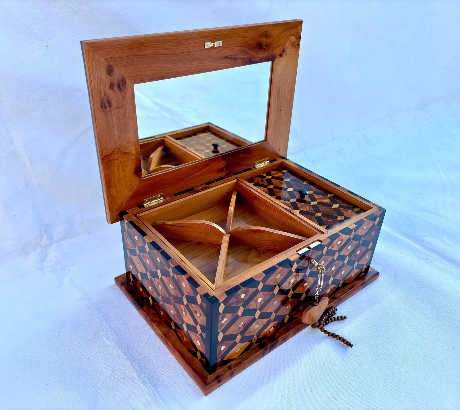 Lockable Thuya Burl Wood Jewelry Box – 12 × 8" - 3
