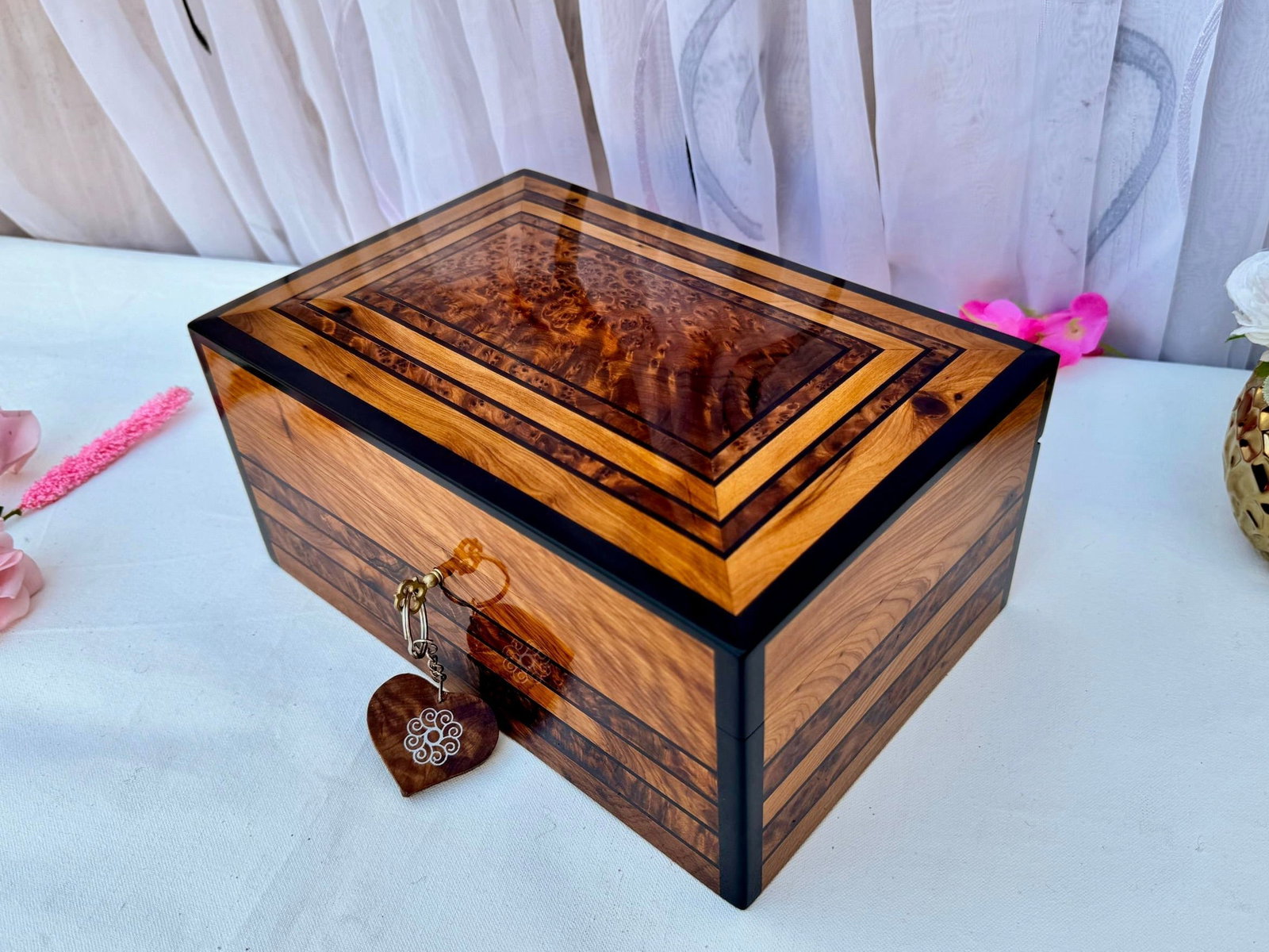 Lockable Thuya Burl Wood Jewelry Box – 10 × 7" - 3