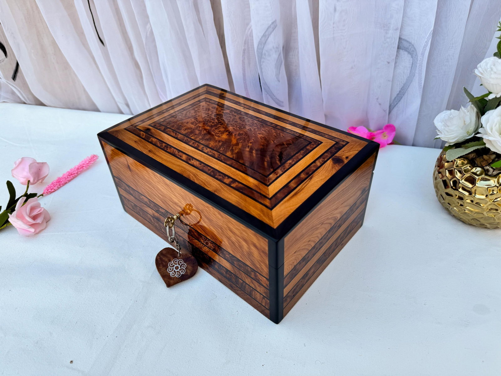 Lockable Thuya Burl Wood Jewelry Box – 10 × 7" - 4