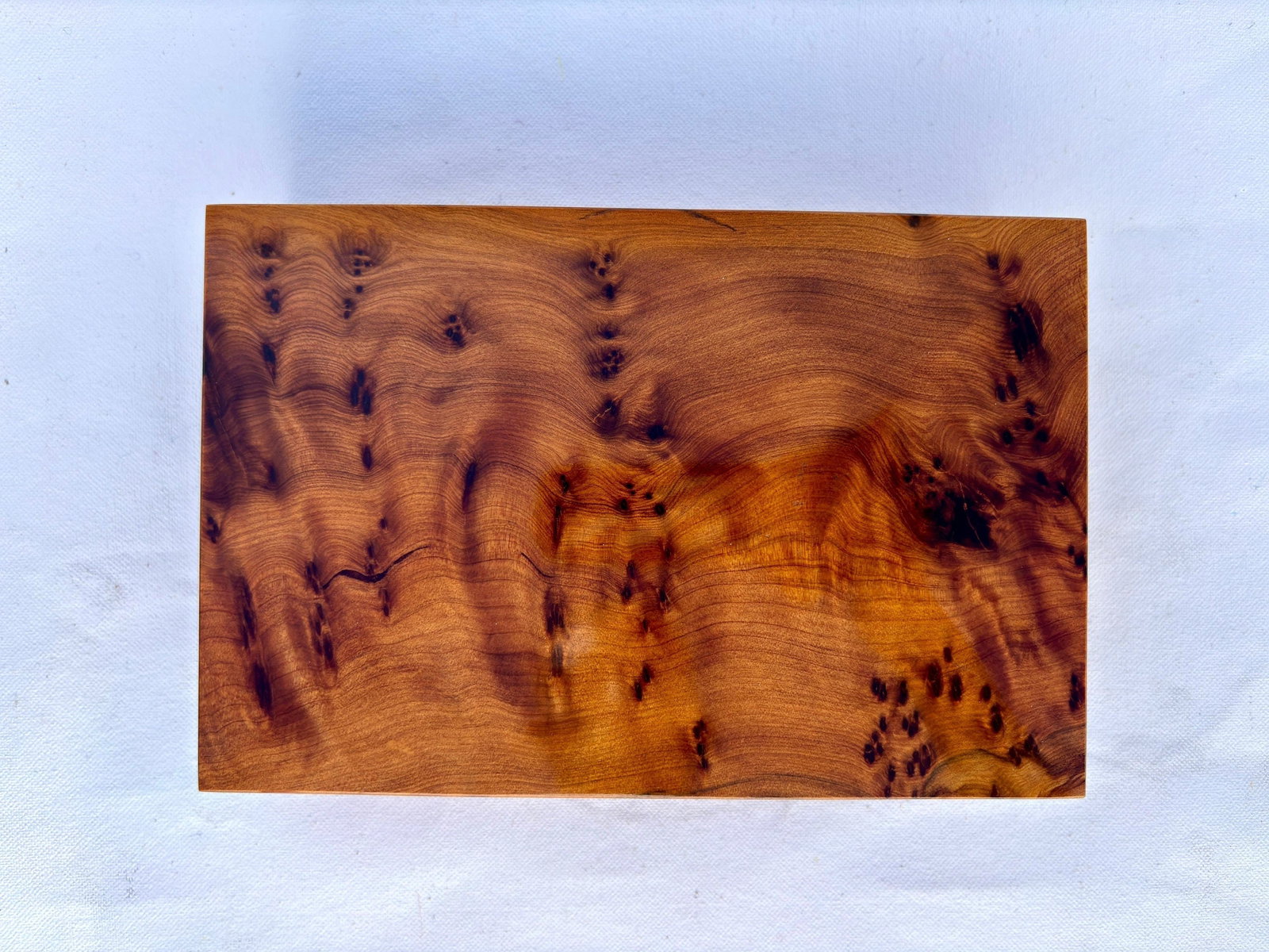 Lockable Thuya Burl Wood Jewelry Box – 7 × 5" - 3