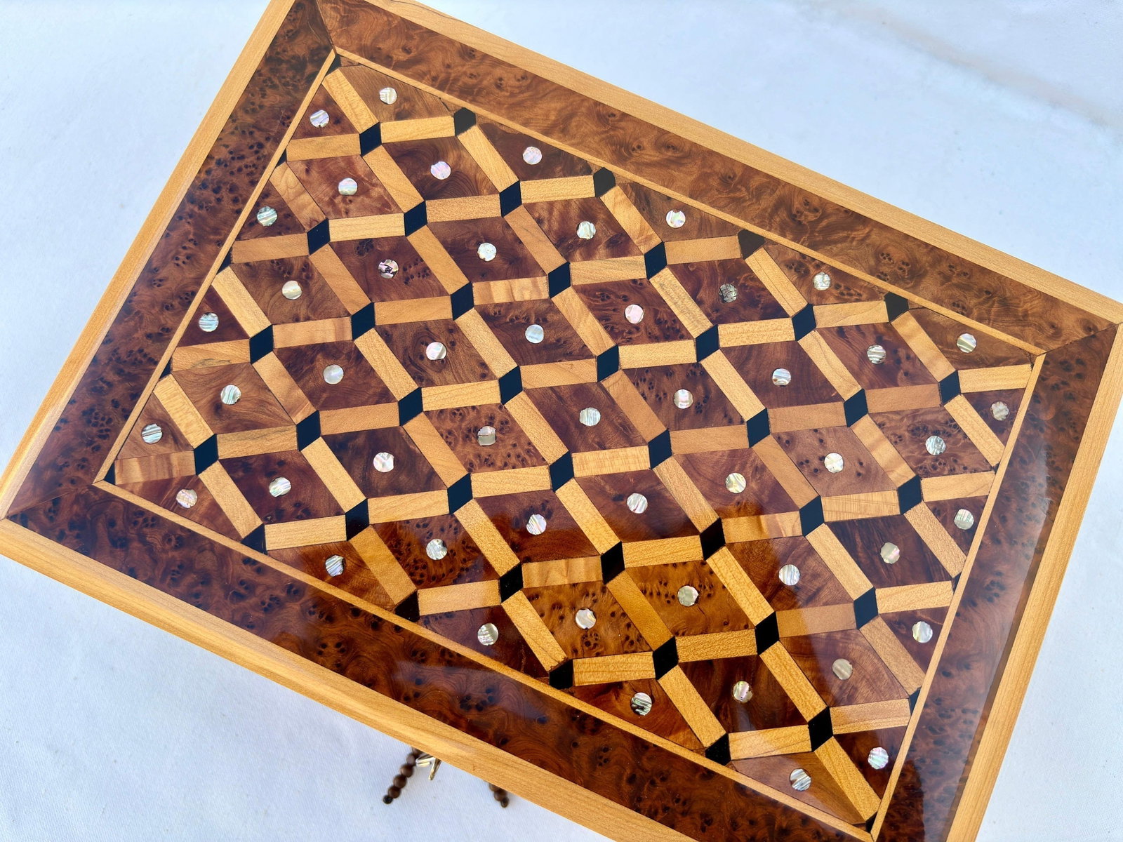Lockable Thuya Burl Wood Jewelry Box – 12 × 8" - 5