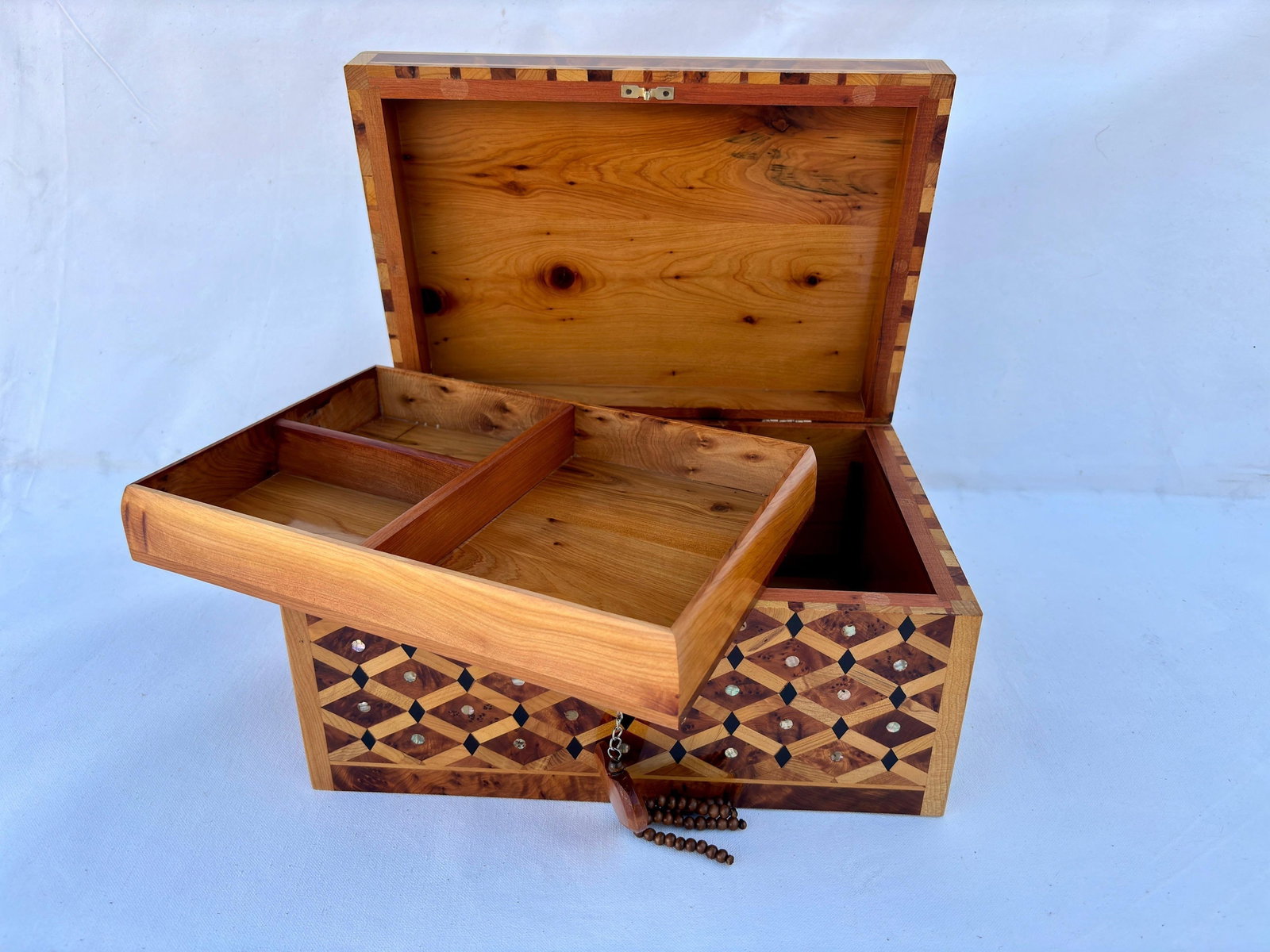 Lockable Thuya Burl Wood Jewelry Box – 12 × 8" - 7