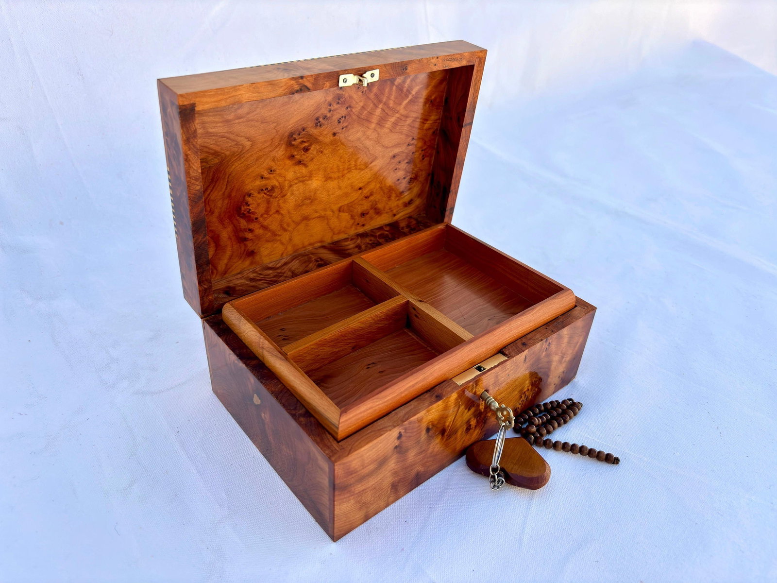 Lockable Thuya Burl Wood Jewelry Box – 8 × 5" - 3