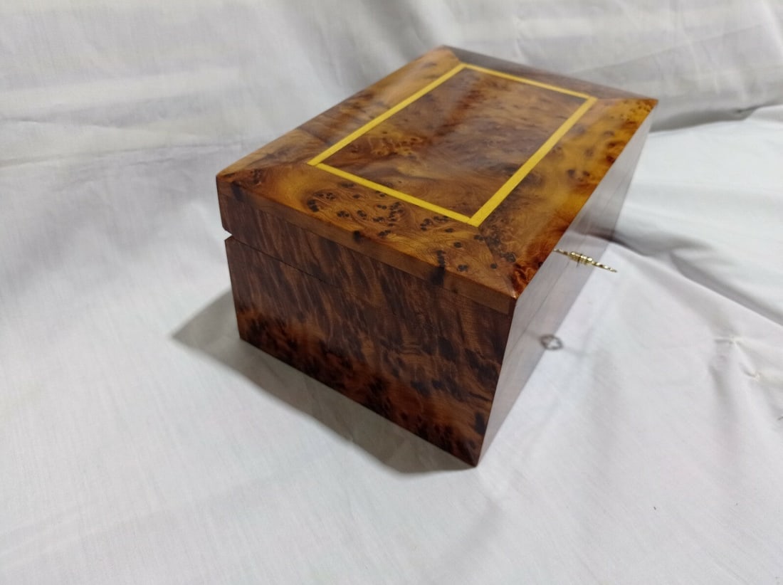 Lockable Thuya Burl Wood Jewelry Box – 9.25" × 6" - 10