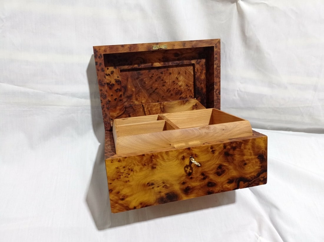 Lockable Thuya Burl Wood Jewelry Box – 9.25" × 6" - 9