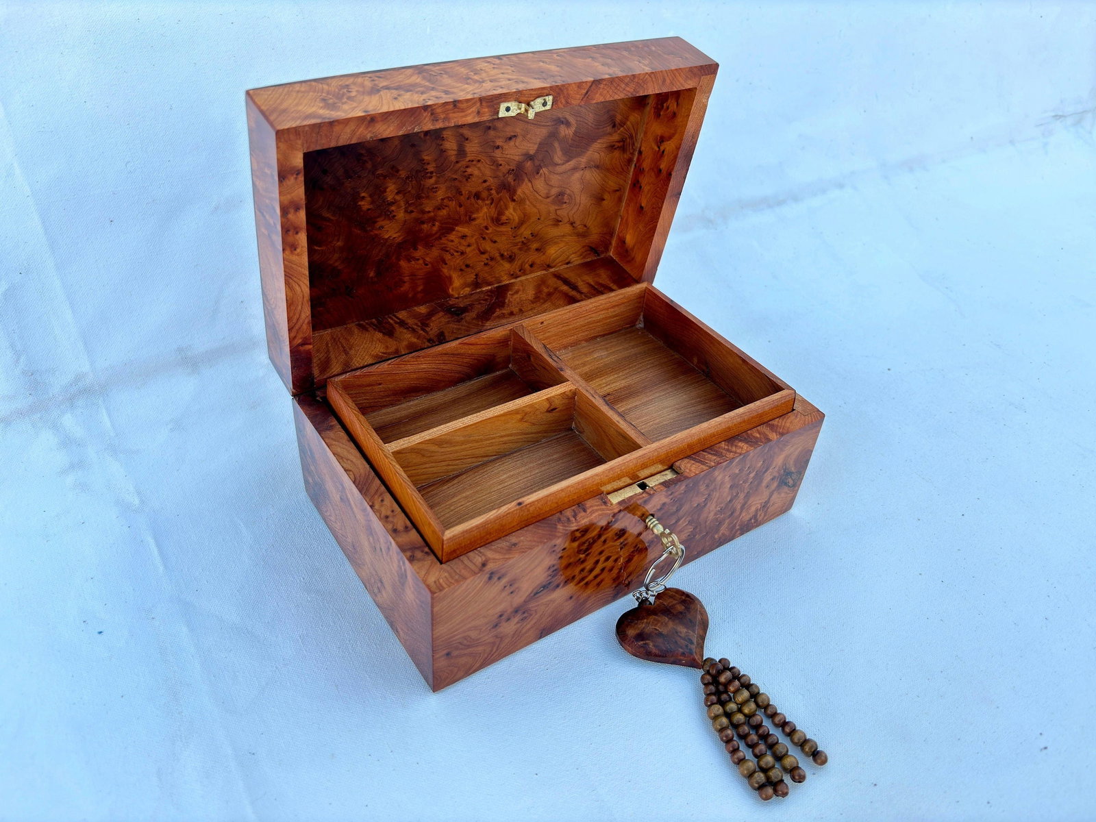 Lockable Inlaid Thuya Burl Wood Jewelry Box – 8 × 5" - 3