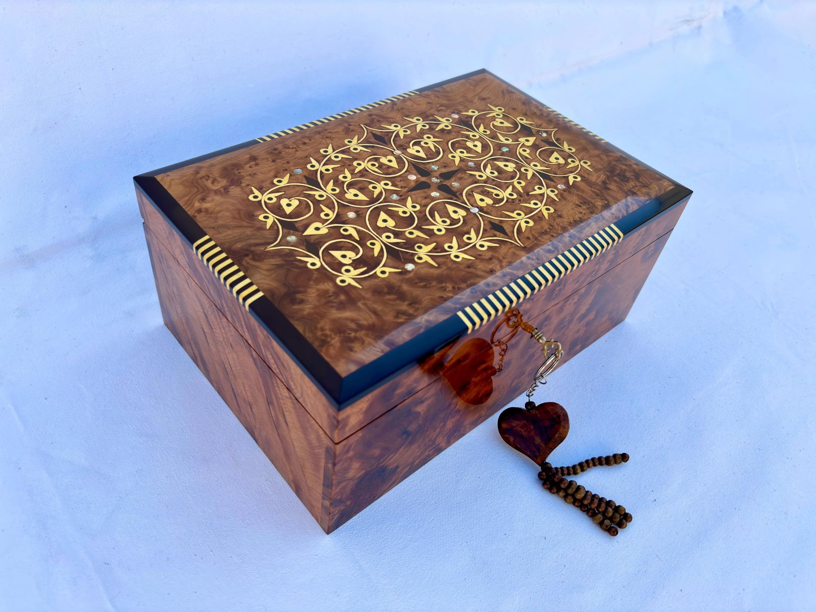 Lockable Thuya Burl Wood Jewelry Box – 12 × 8" - 8
