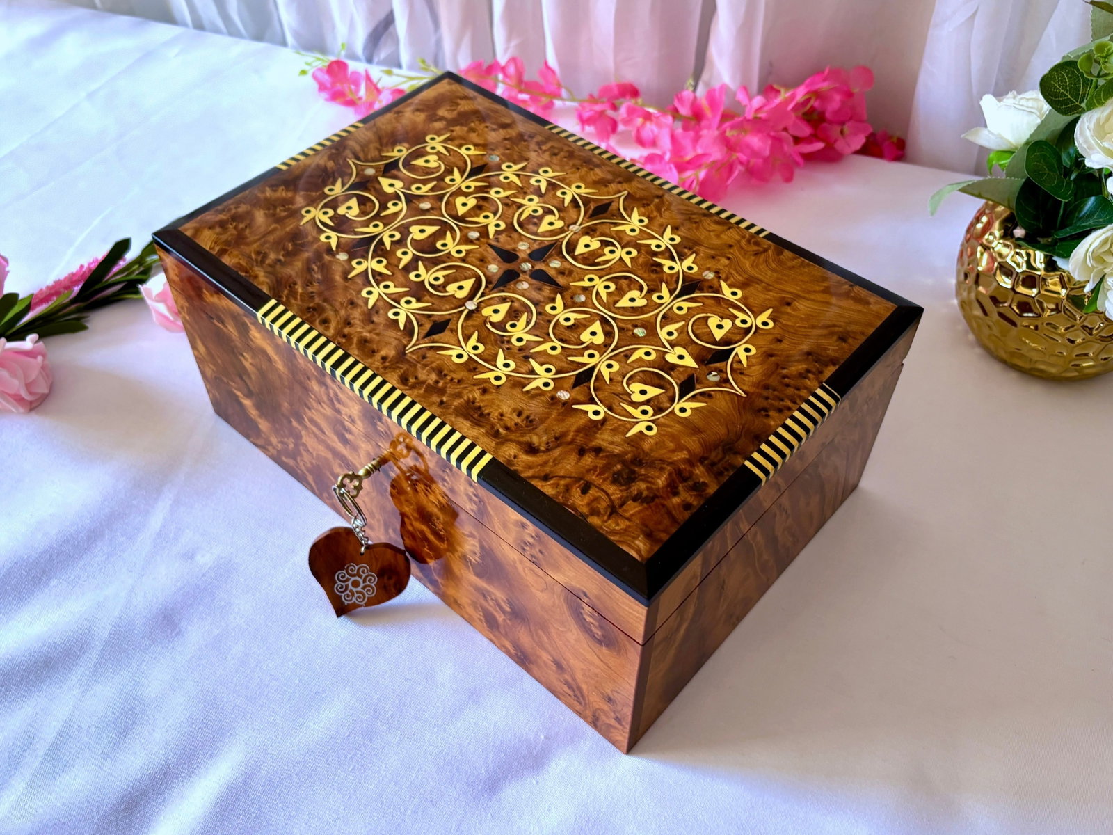 Lockable Thuya Burl Wood Jewelry Box – 12 × 8" - 3