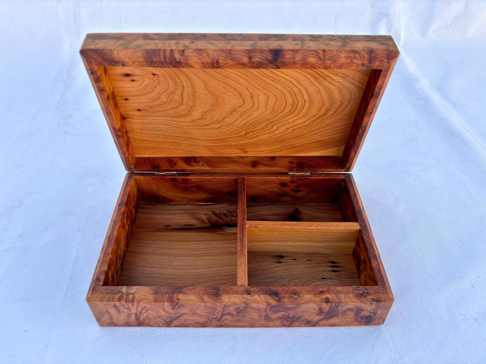 Lockable Thuya Burl Wood Jewelry Box – 8 × 5" - 5