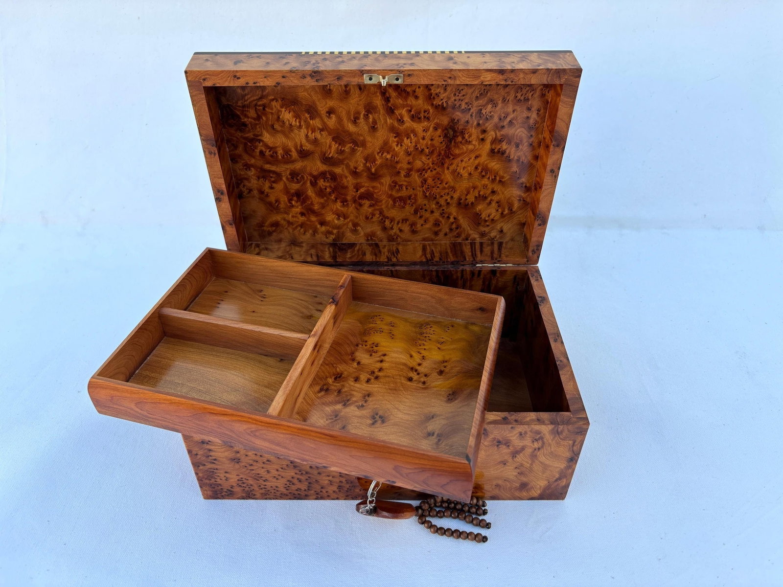 Lockable Thuya Burl Wood Jewelry Box – 10 × 7" - 3