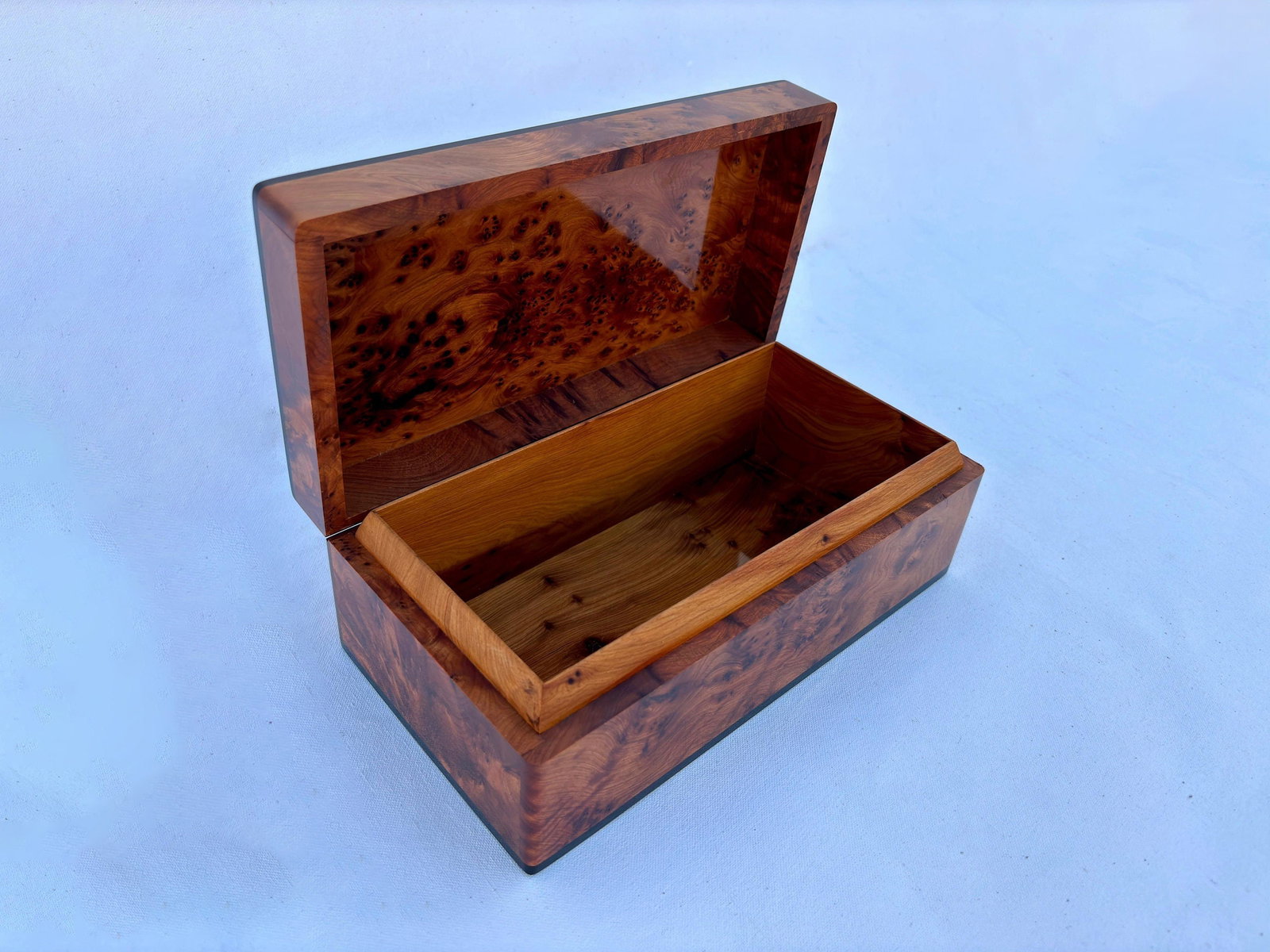 Lockable Thuya Burl Wood Jewelry Box – 10 × 6" - 2