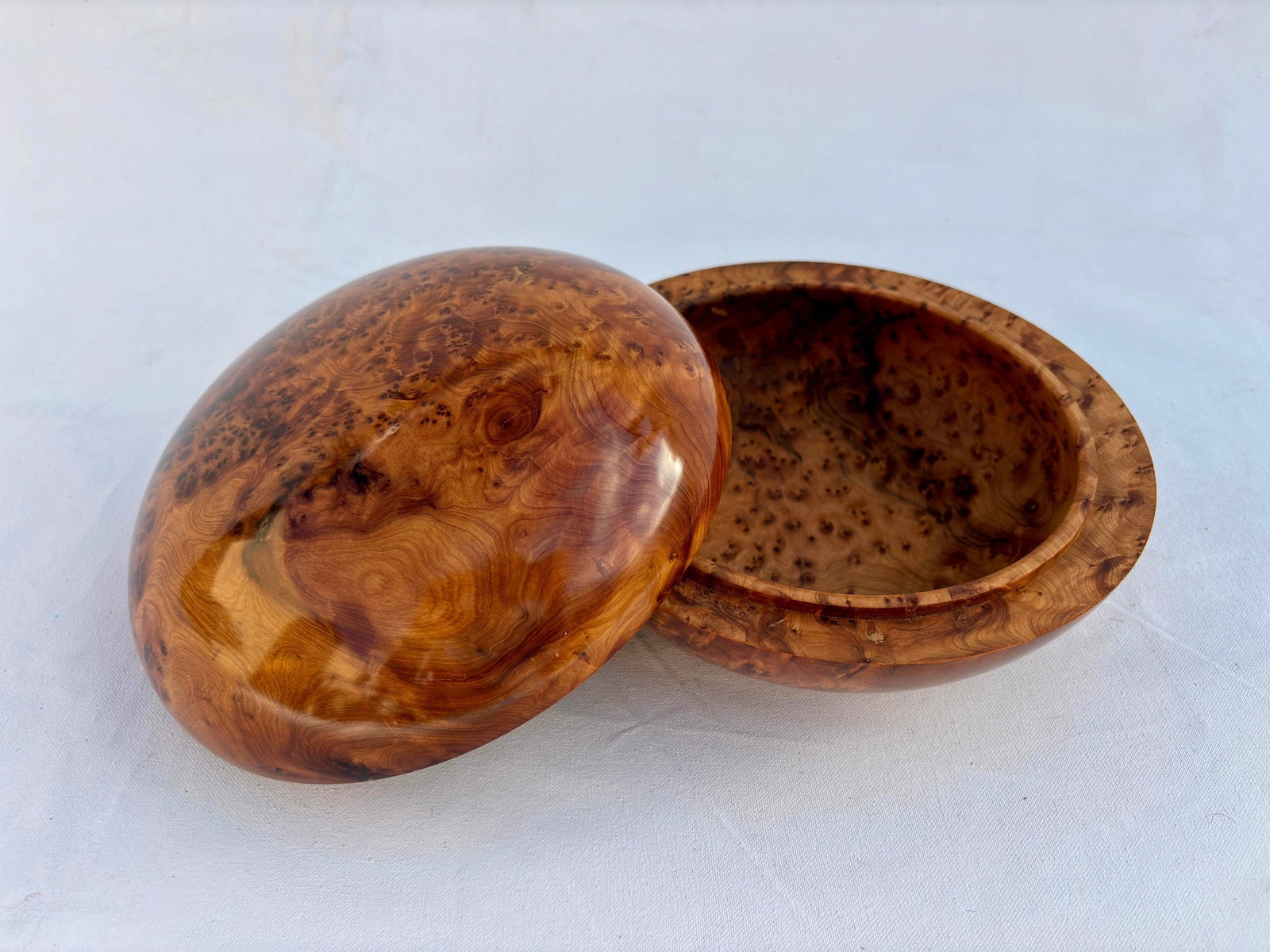 Lockable Thuya Burl Wood Jewelry Box – 9 × 9" - 6