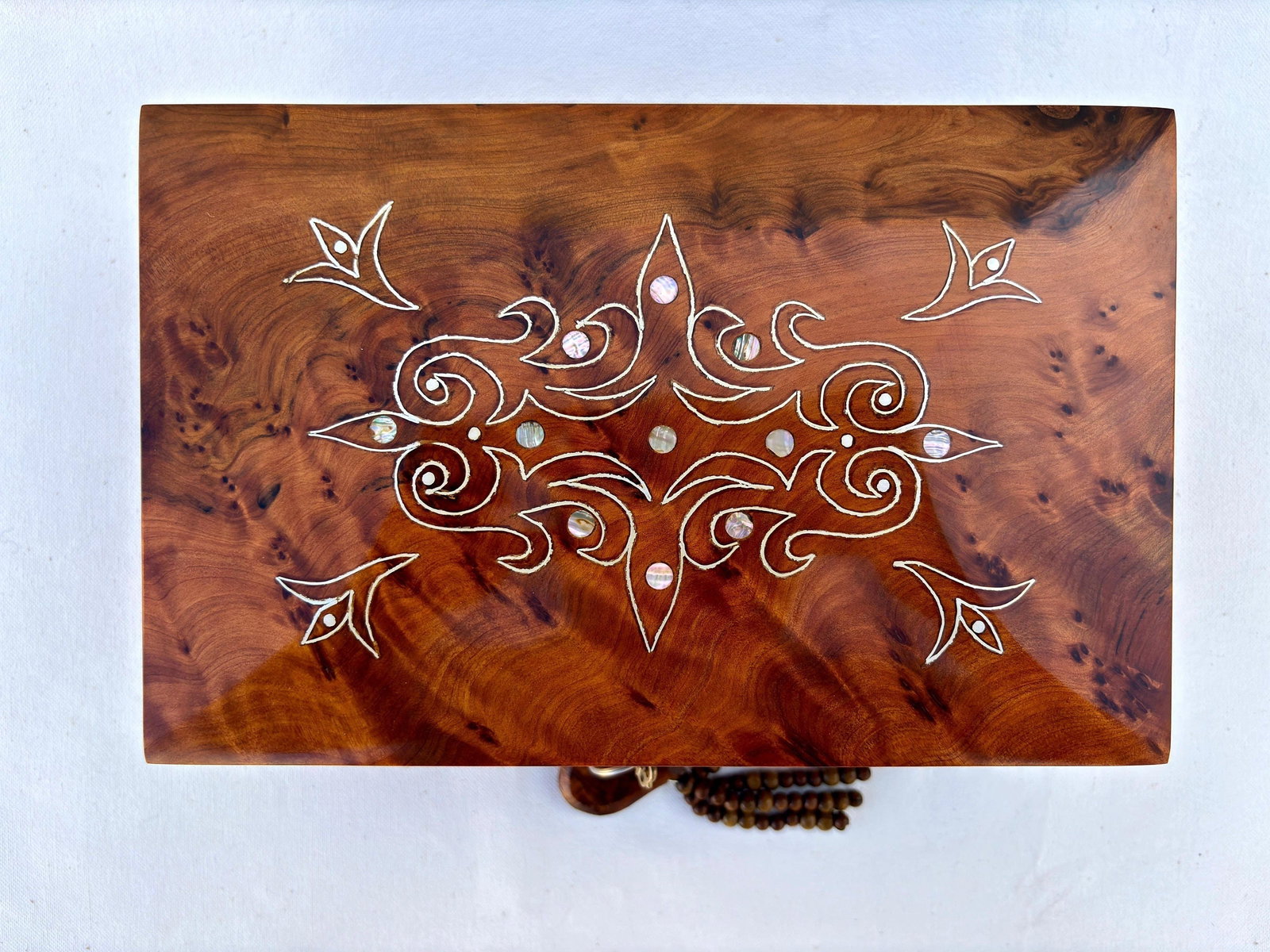 Lockable Thuya Burl Wood Jewelry Box – 9 × 6" - 2