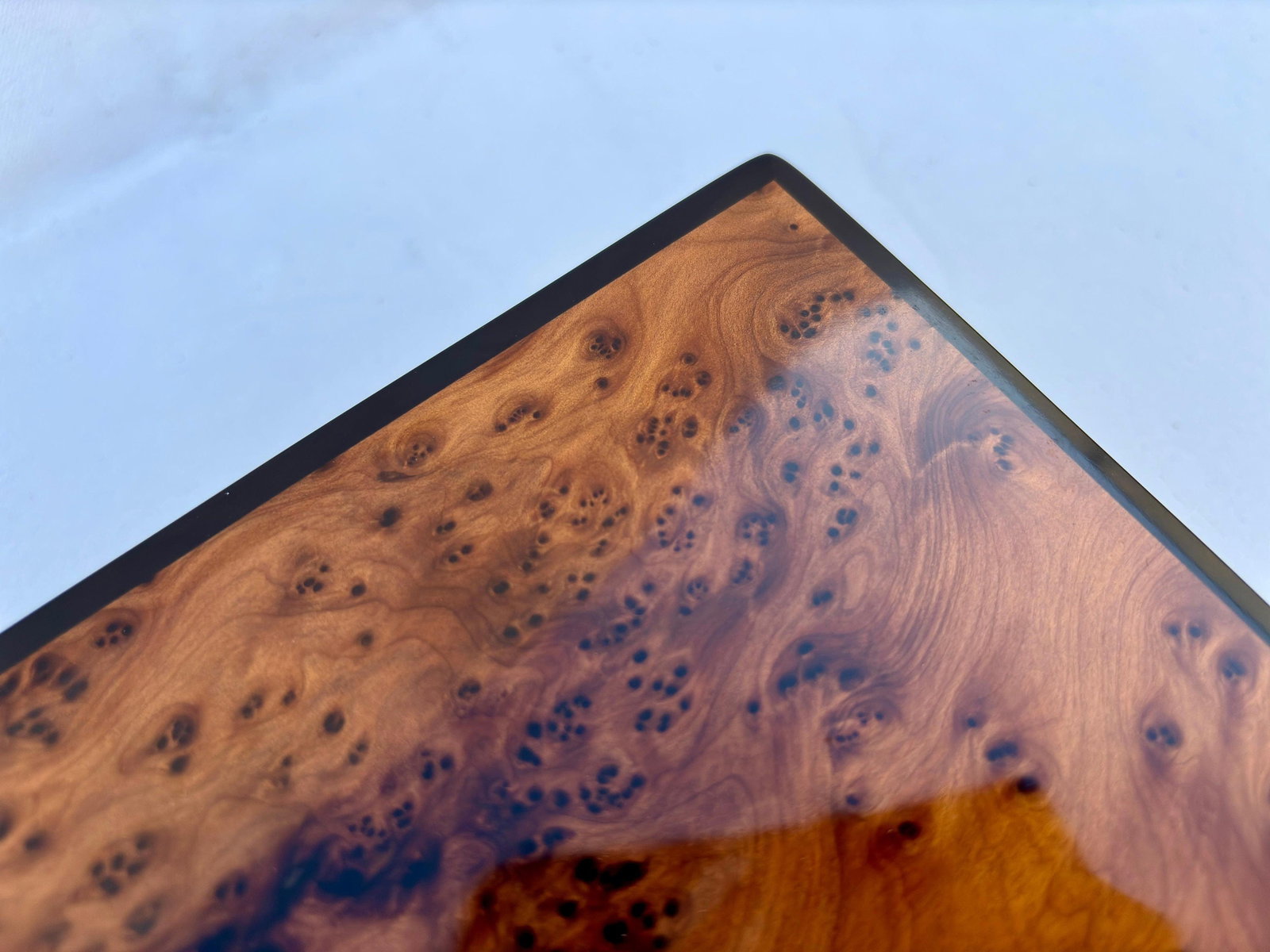 Lockable Thuya Burl Wood Jewelry Box – 10 × 6" - 4