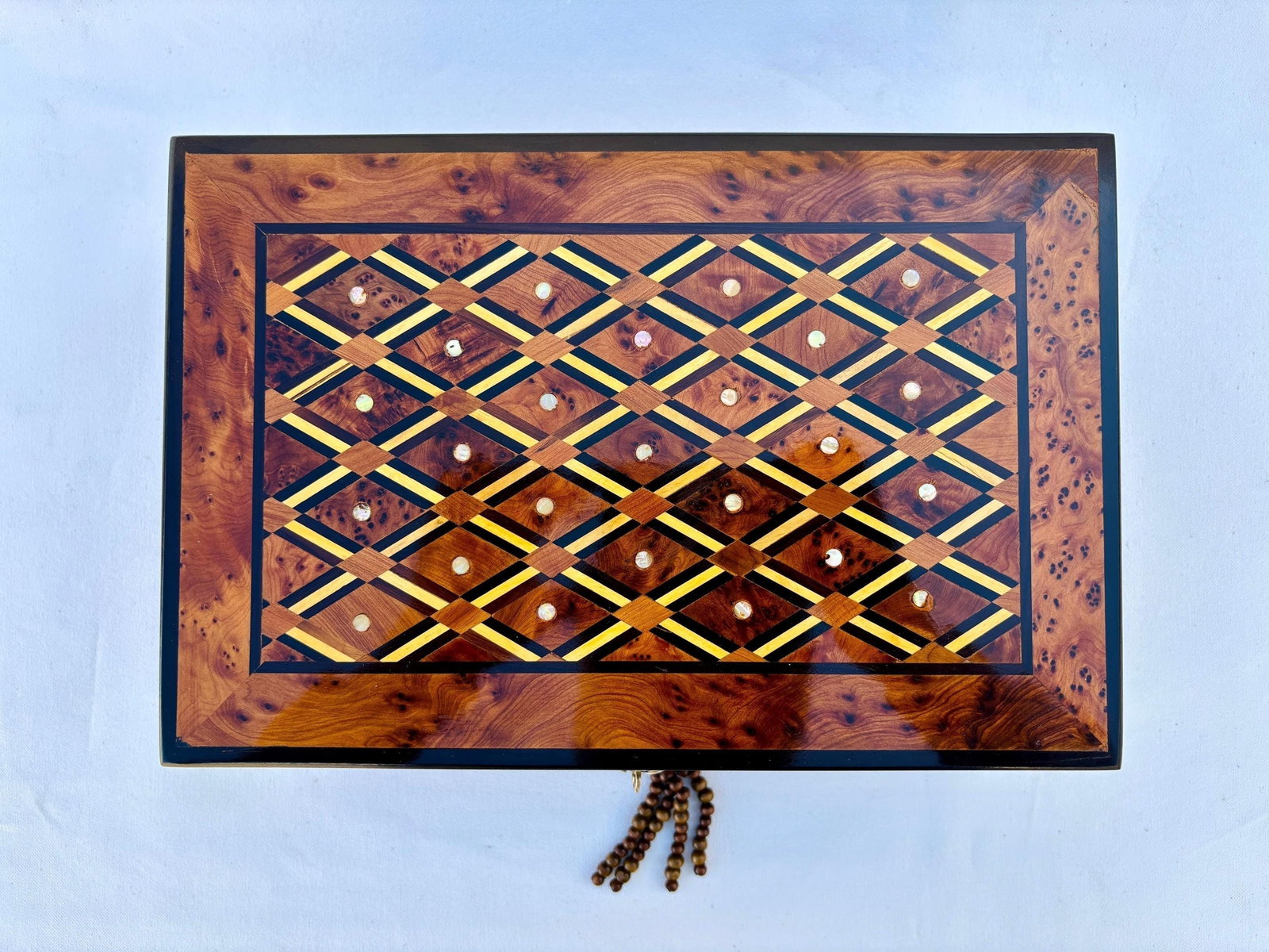 Lockable Thuya Burl Wood Jewelry Box – 12 × 8" - 6
