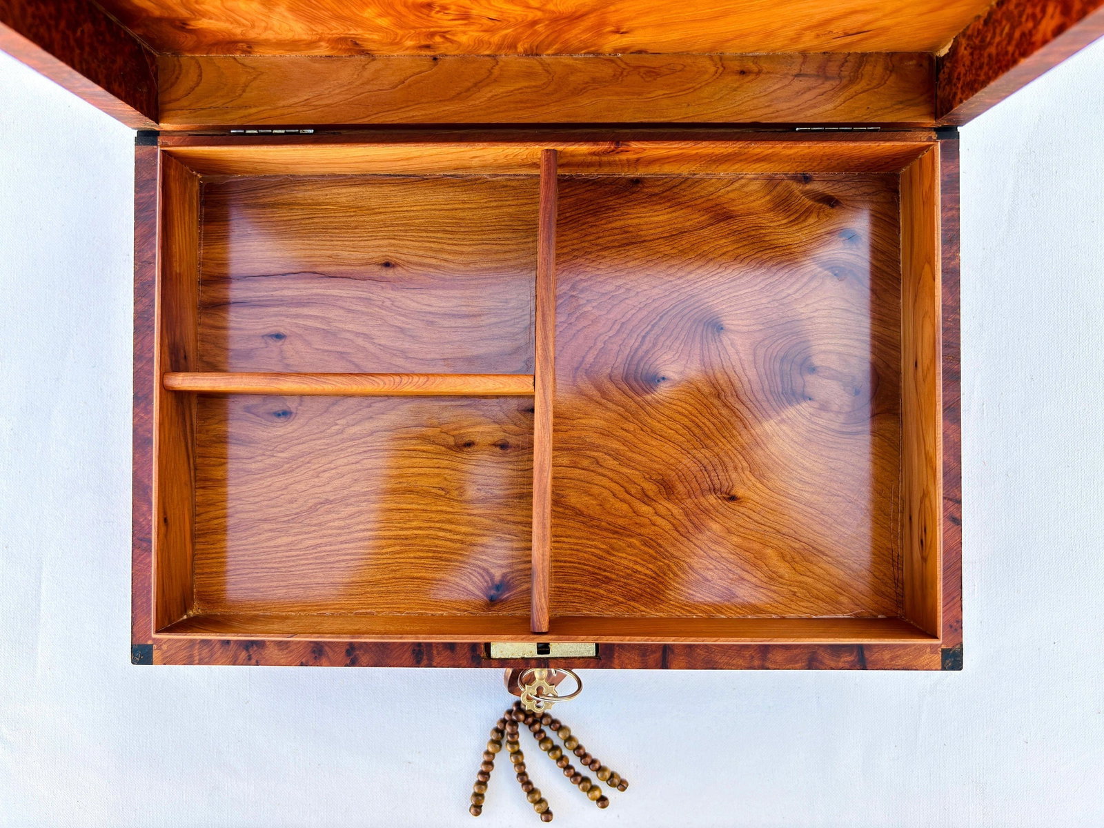 Lockable Thuya Burl Wood Jewelry Box – 12 × 8" - 9