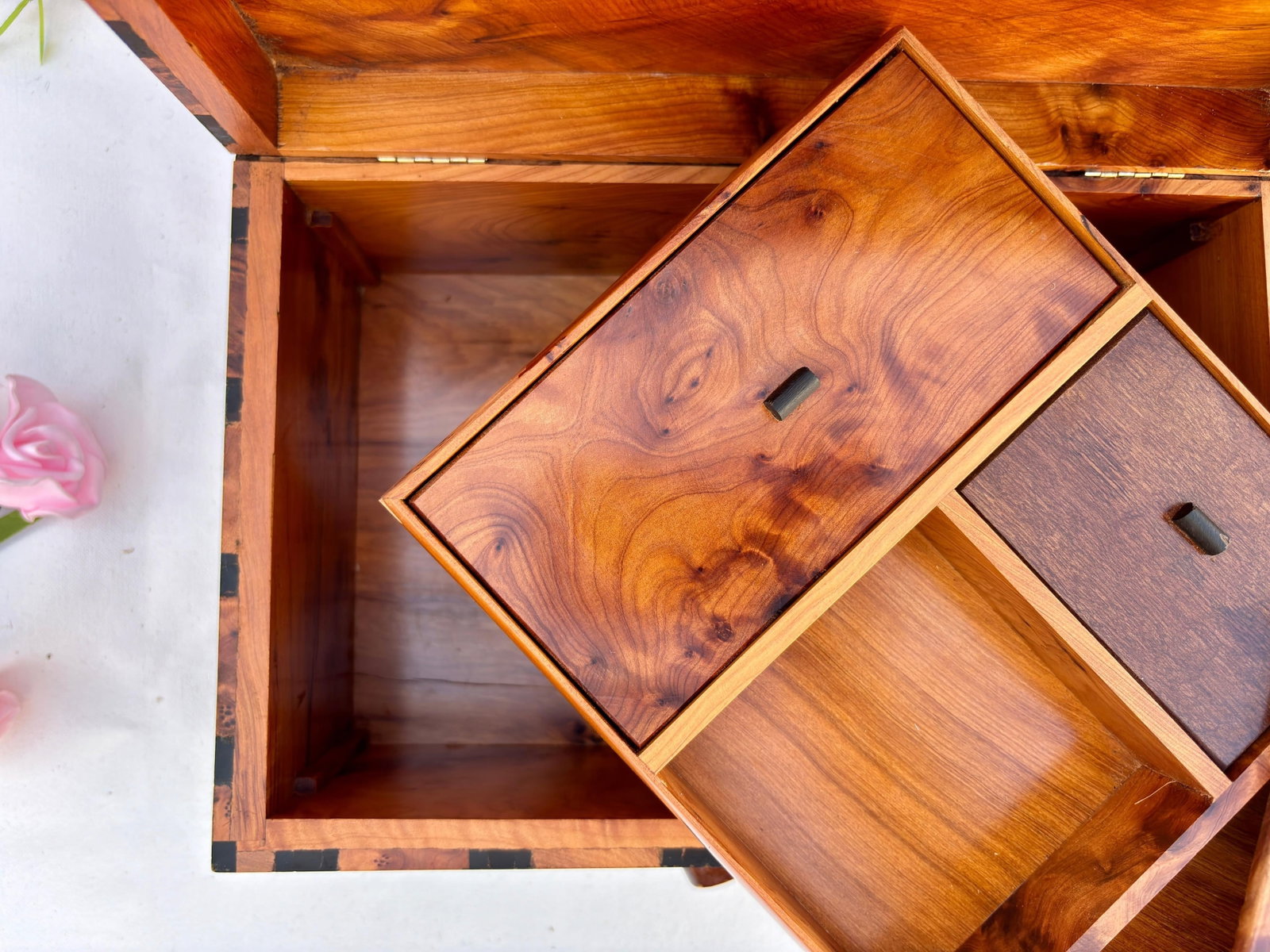 Lockable Thuya Burl Wood Jewelry Box – 12 × 8" - 8