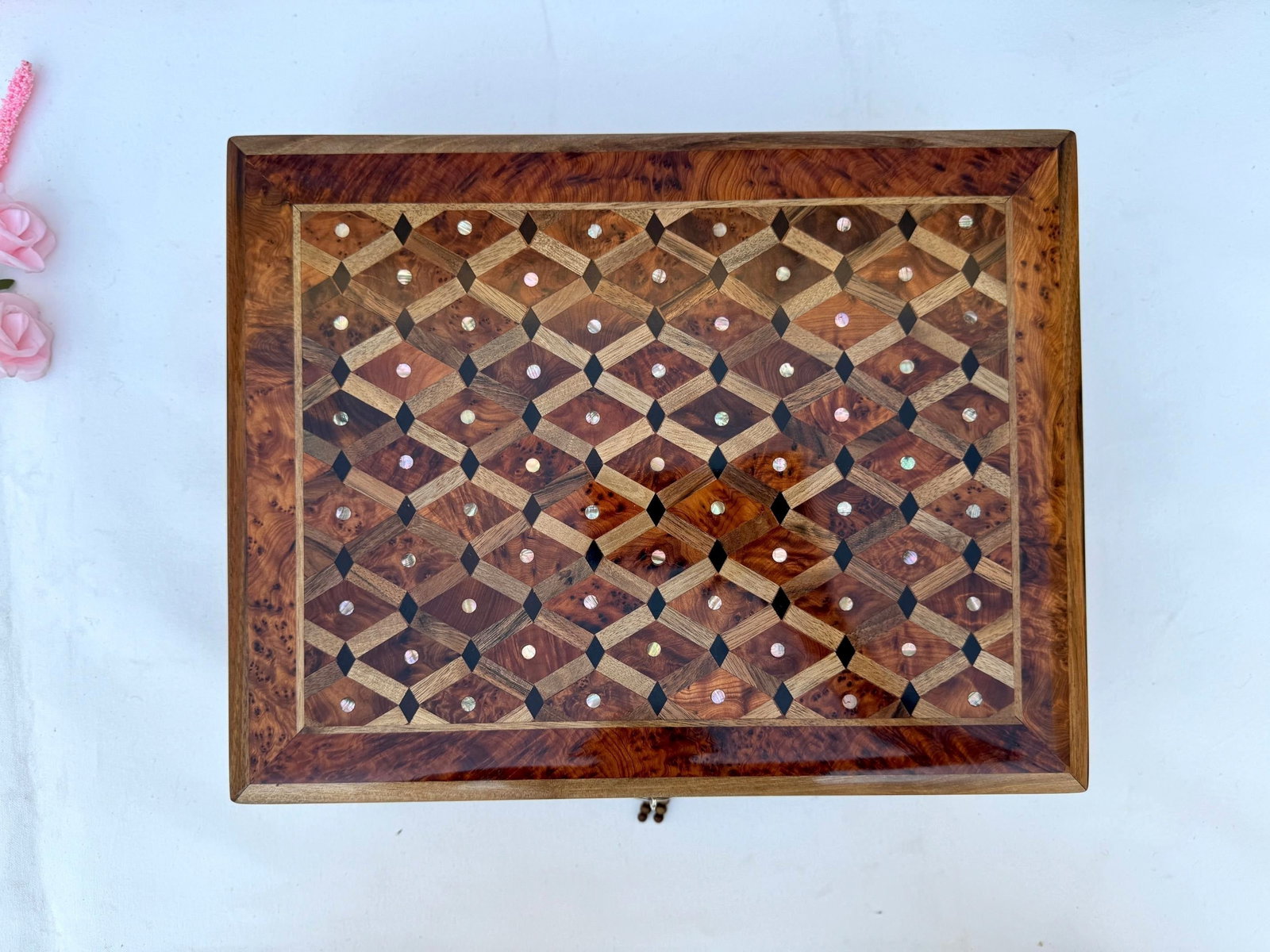 Lockable Thuya Burl Wood Jewelry Box – 10 × 7" - 5