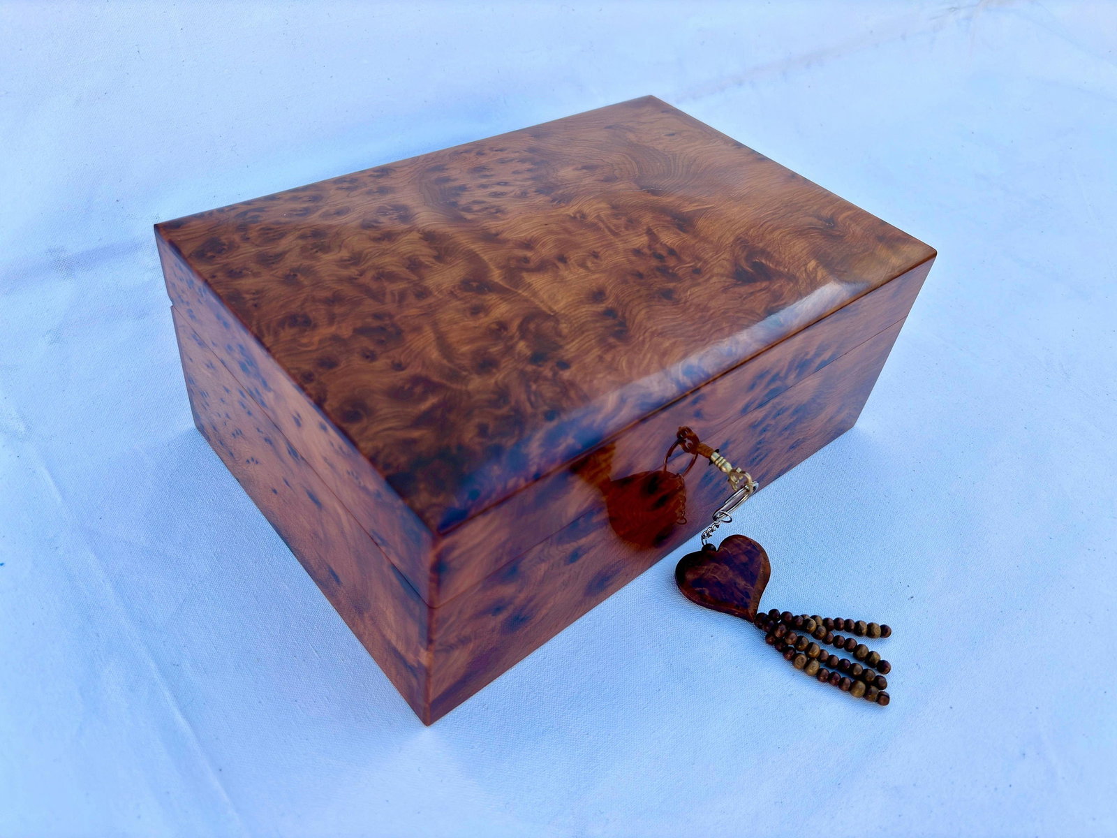 Lockable Thuya Burl Wood Jewelry Box – 11 × 7" - 3