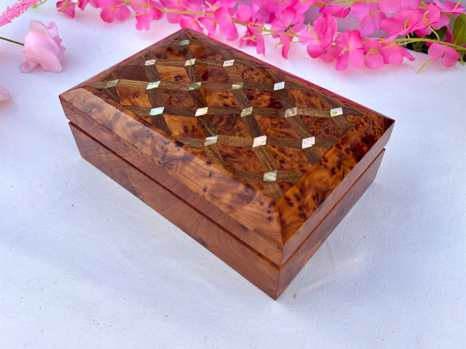 Lockable Thuya Burl Wood Jewelry Box – 8 × 5" - 3