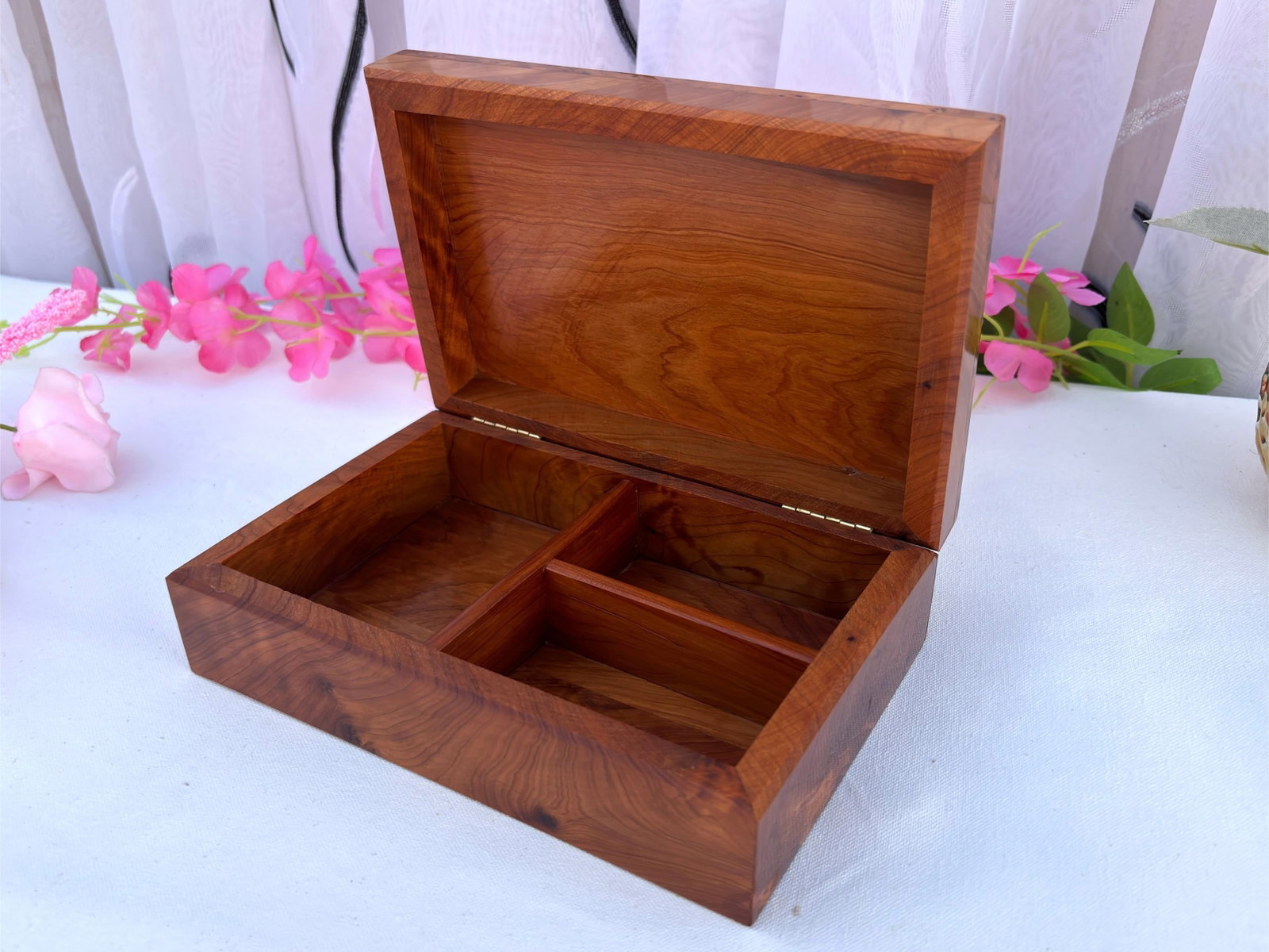 Lockable Thuya Burl Wood Jewelry Box – 8 × 5" - 6